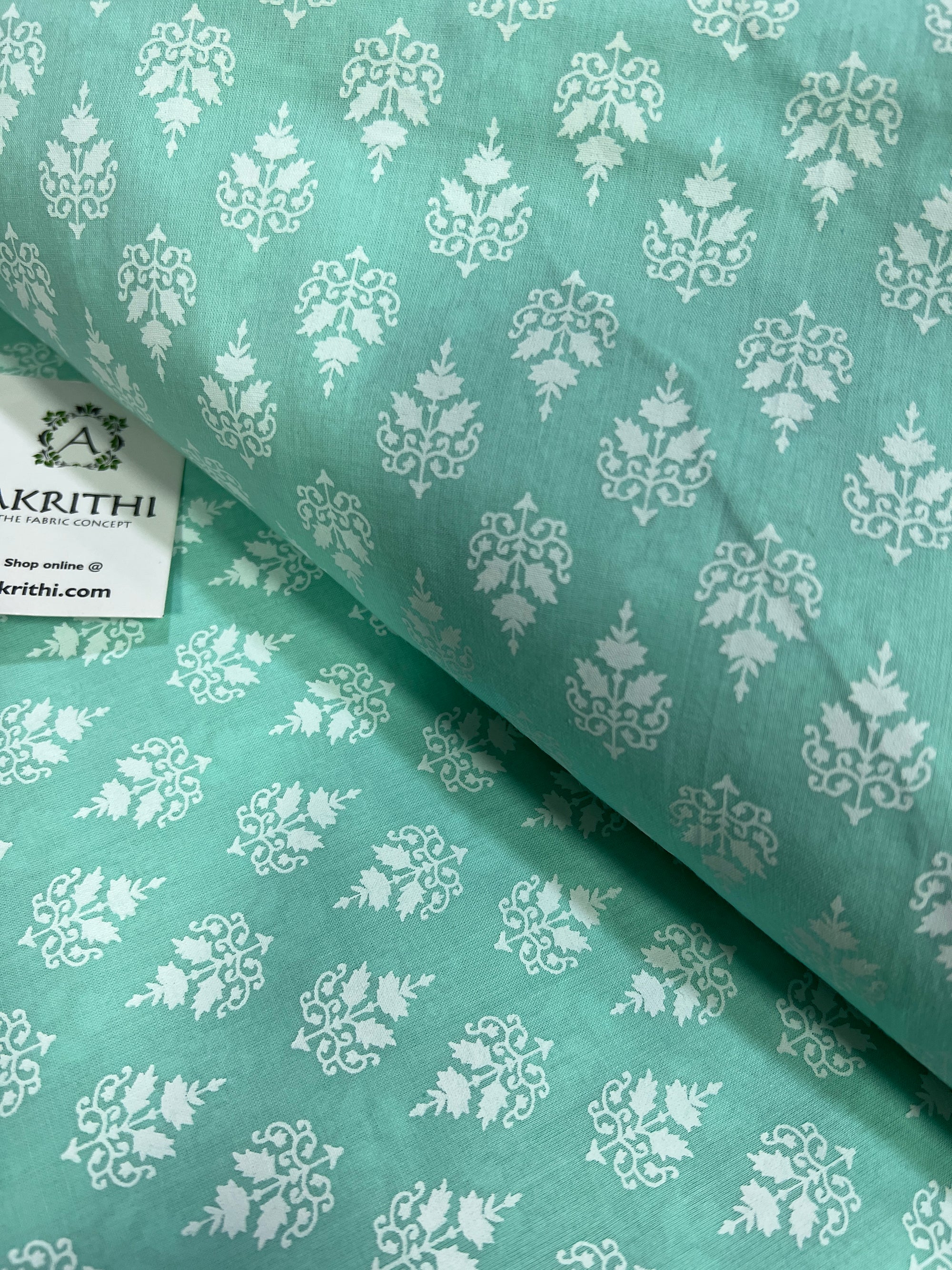 Printed pure cotton fabric