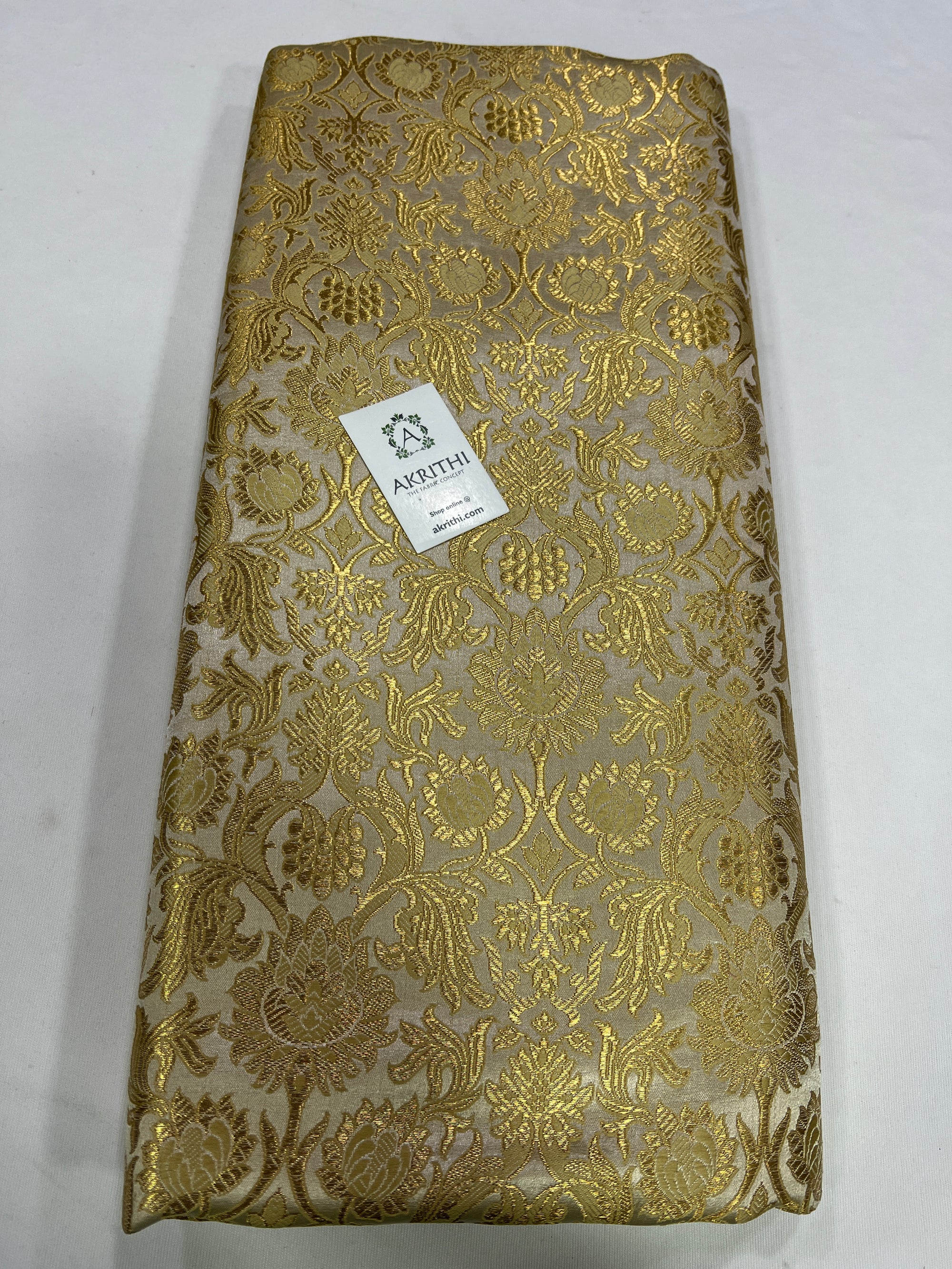 Handloom Banarasi brocade fabric