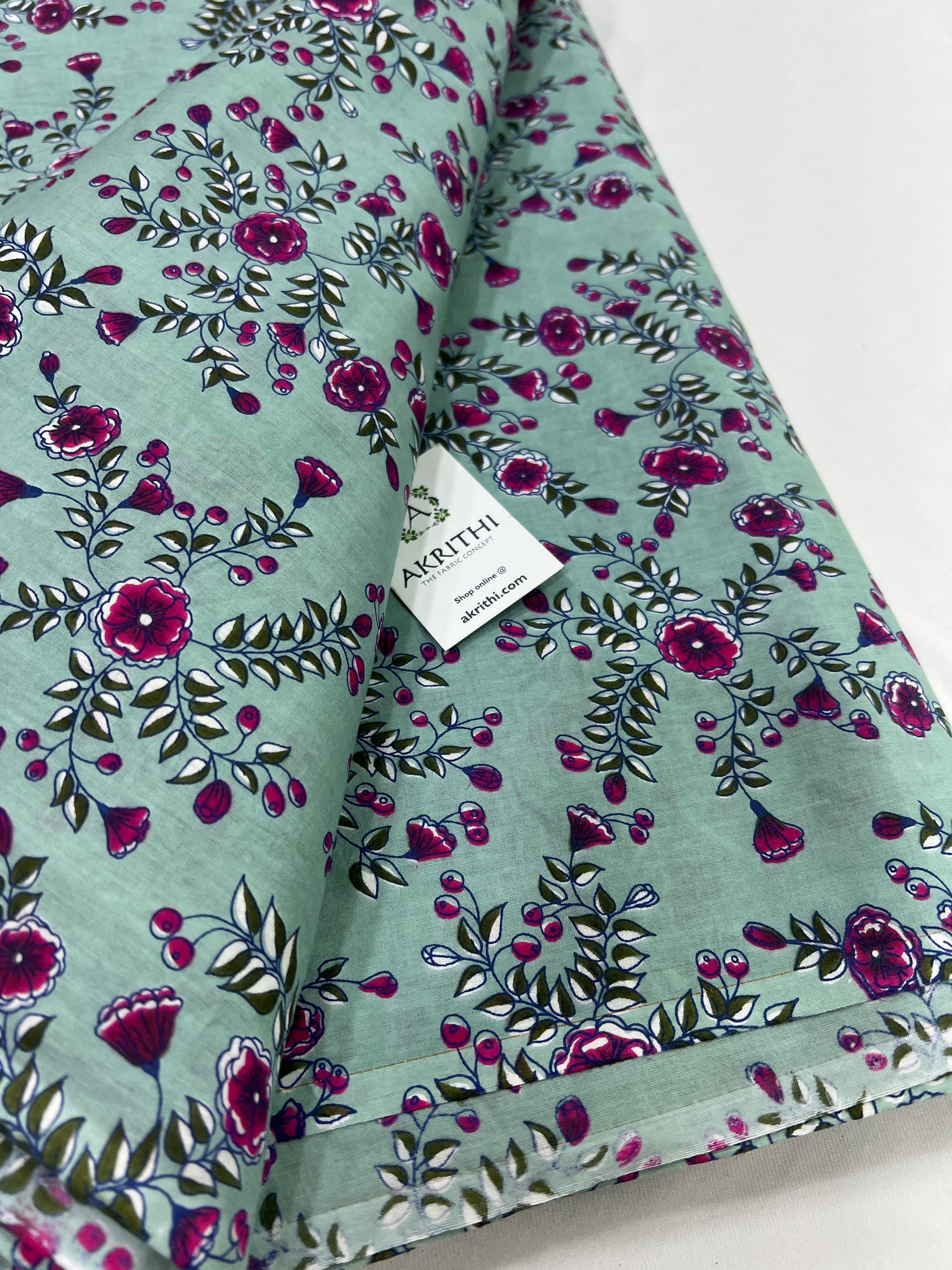 Printed pure cotton fabric