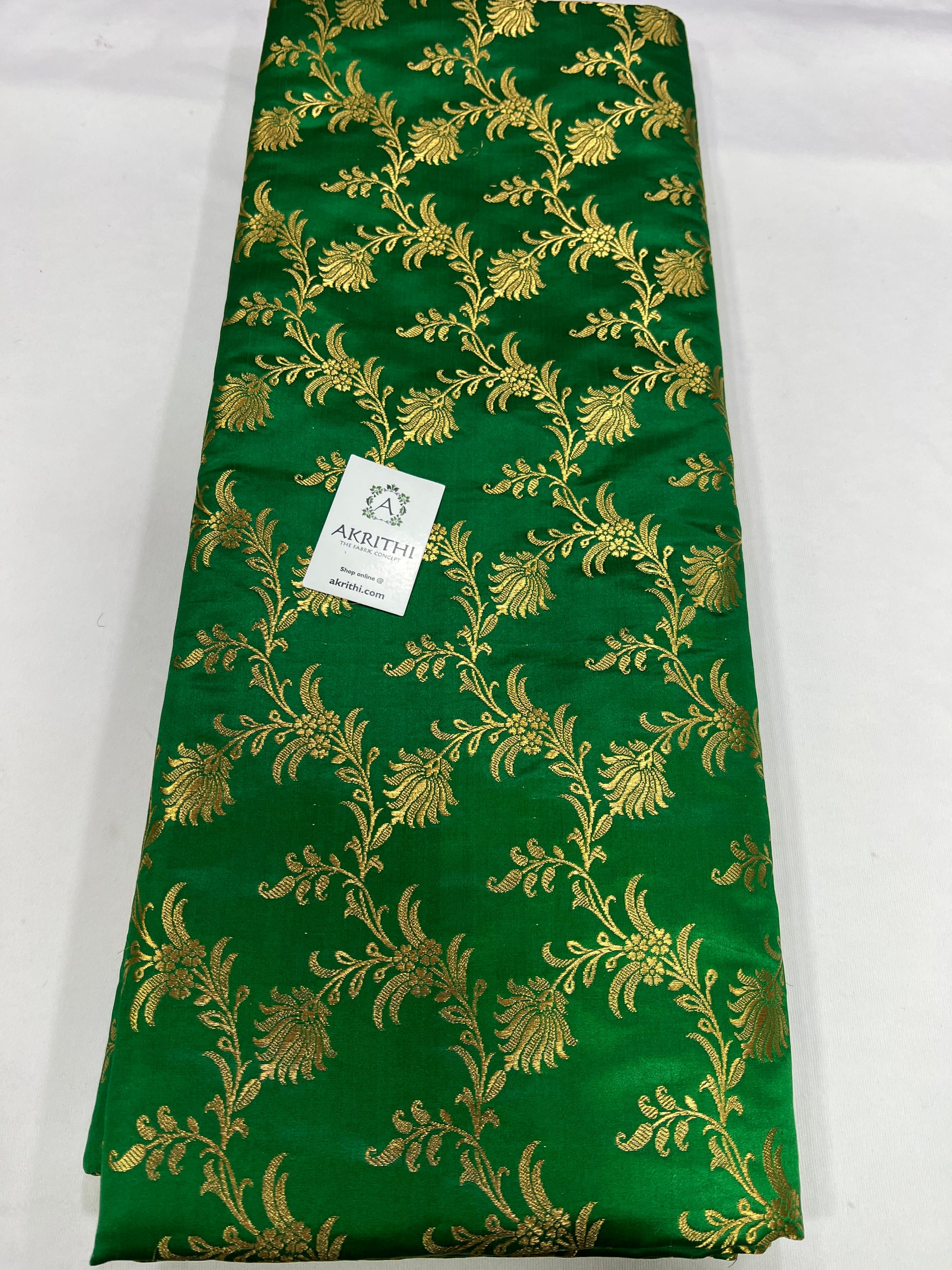 Handloom Banarasi brocade fabric