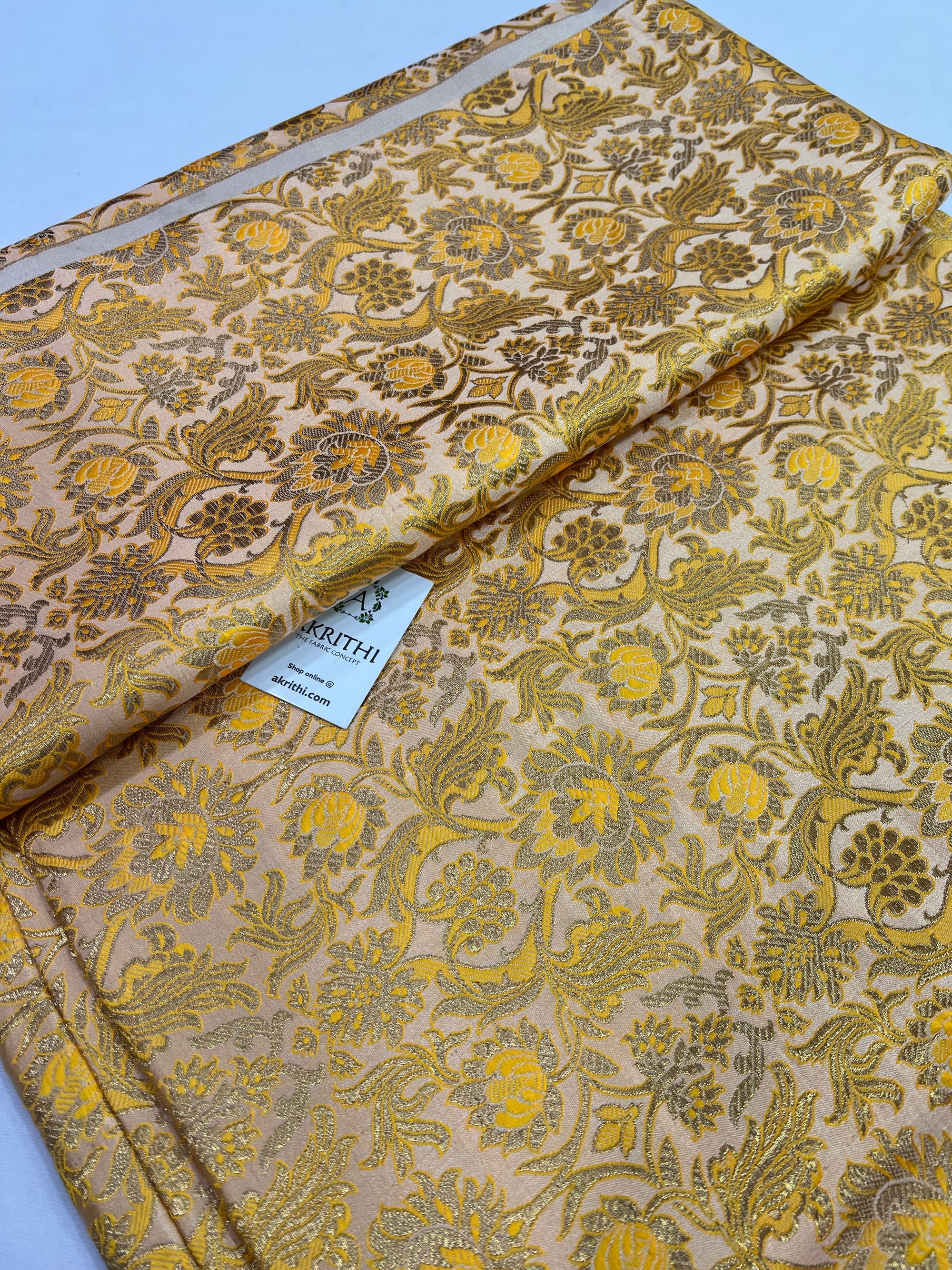 Handloom Banarasi brocade fabric
