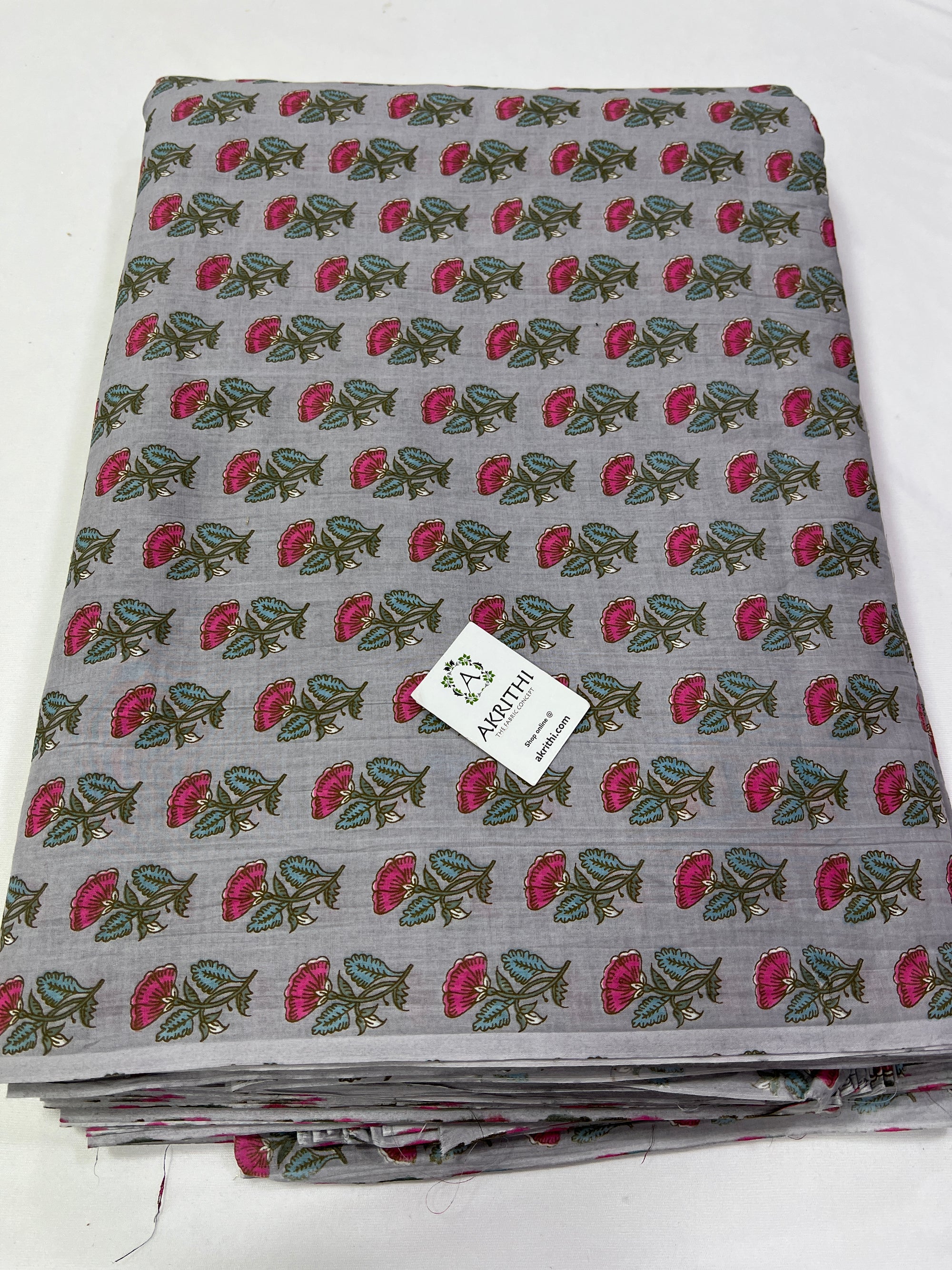 Printed pure cotton fabric