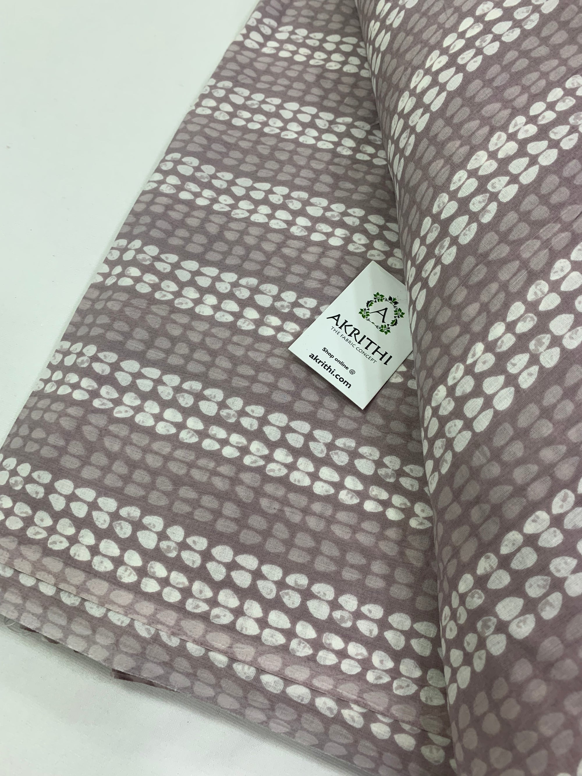Printed pure cotton fabric