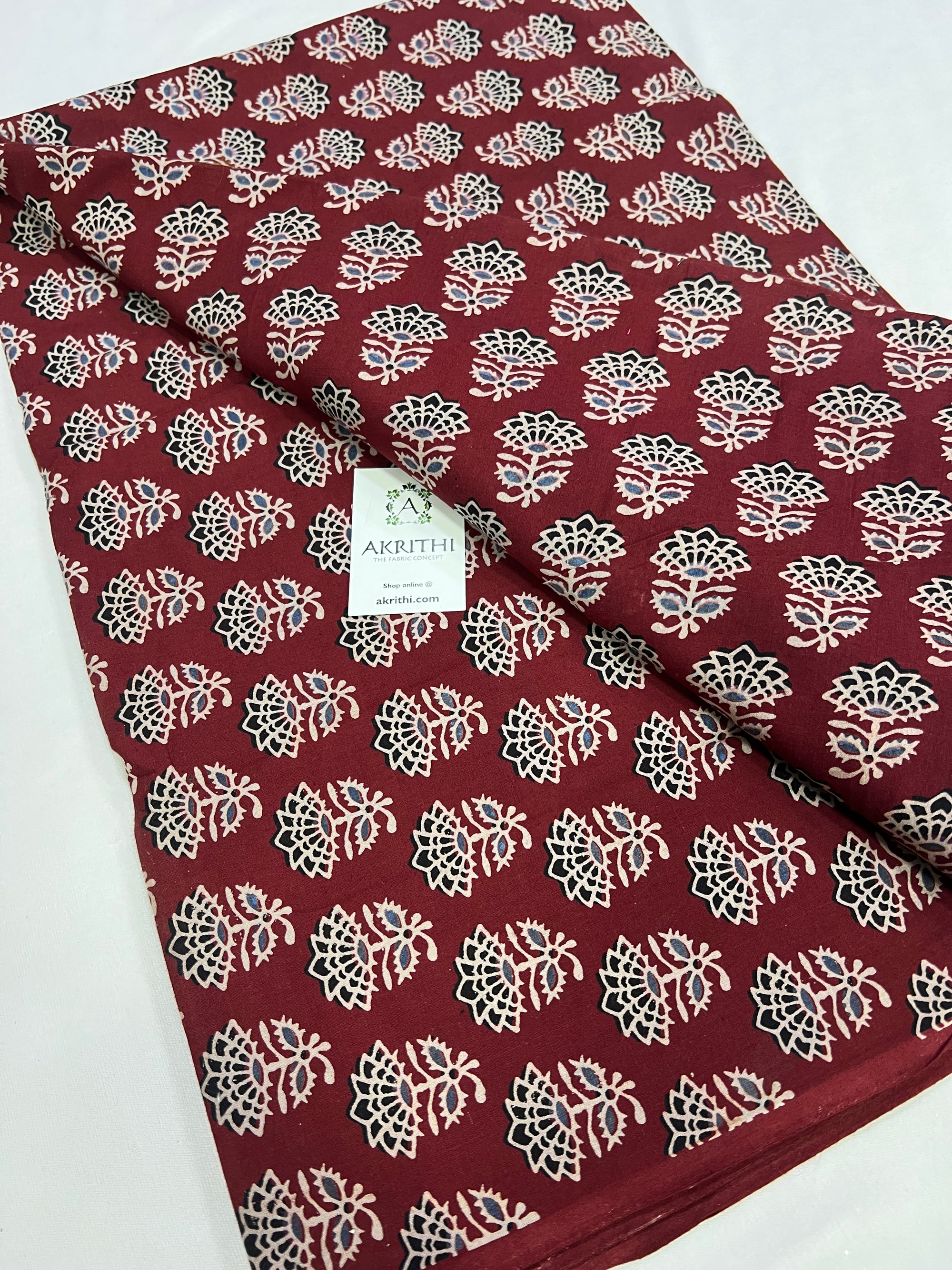 Printed pure cotton fabric