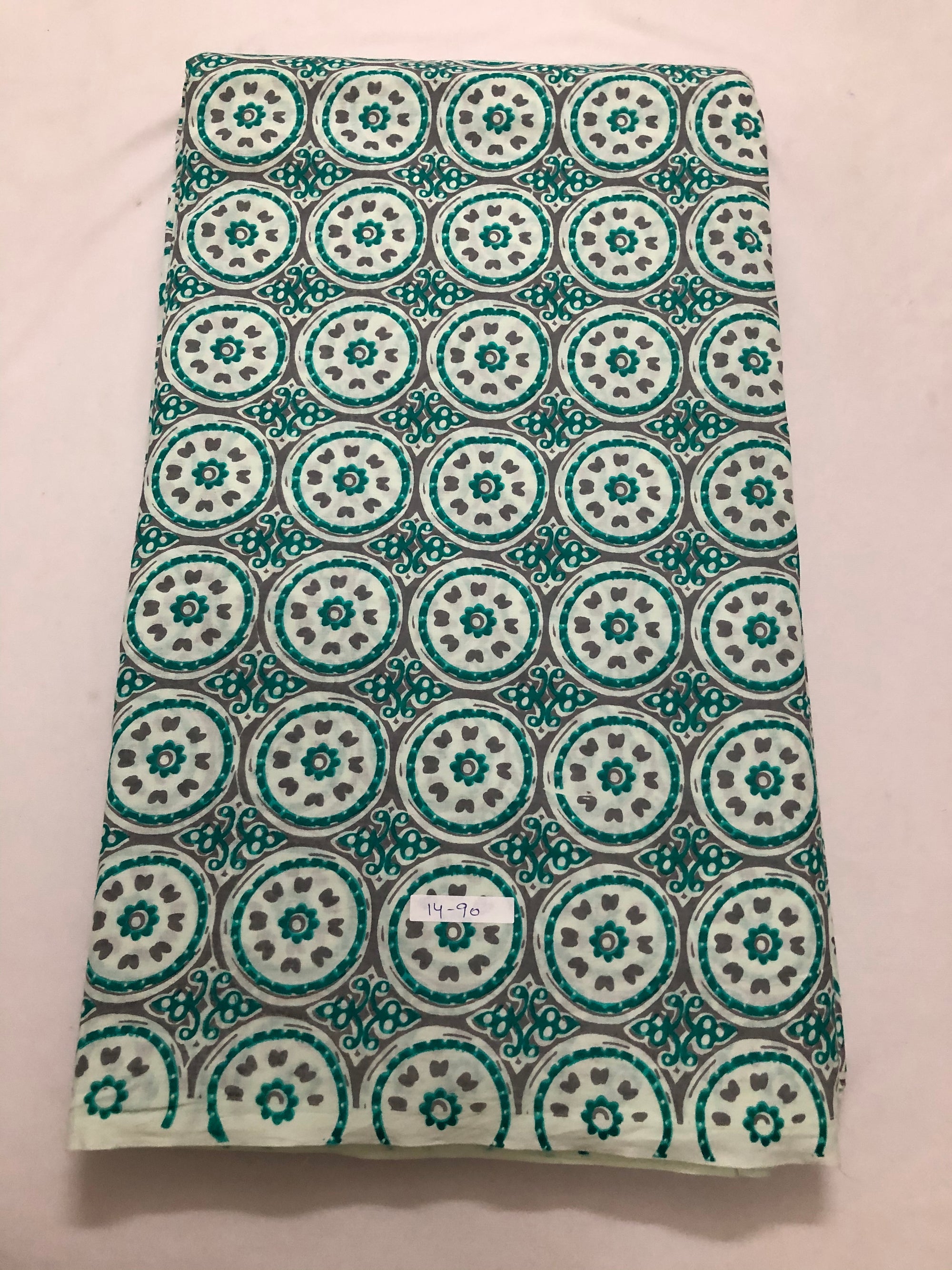 Printed cotton fabric 80 cms cut