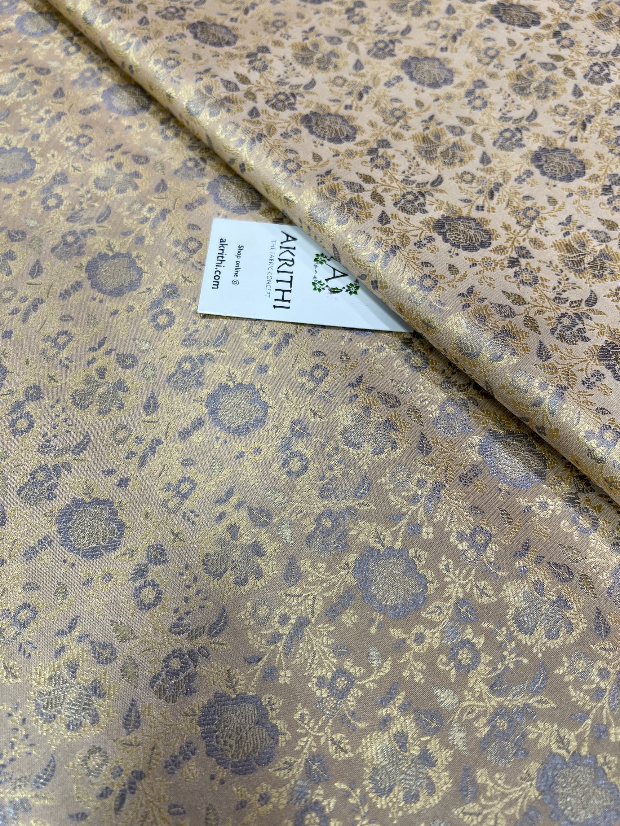Handloom Banarasi brocade fabric