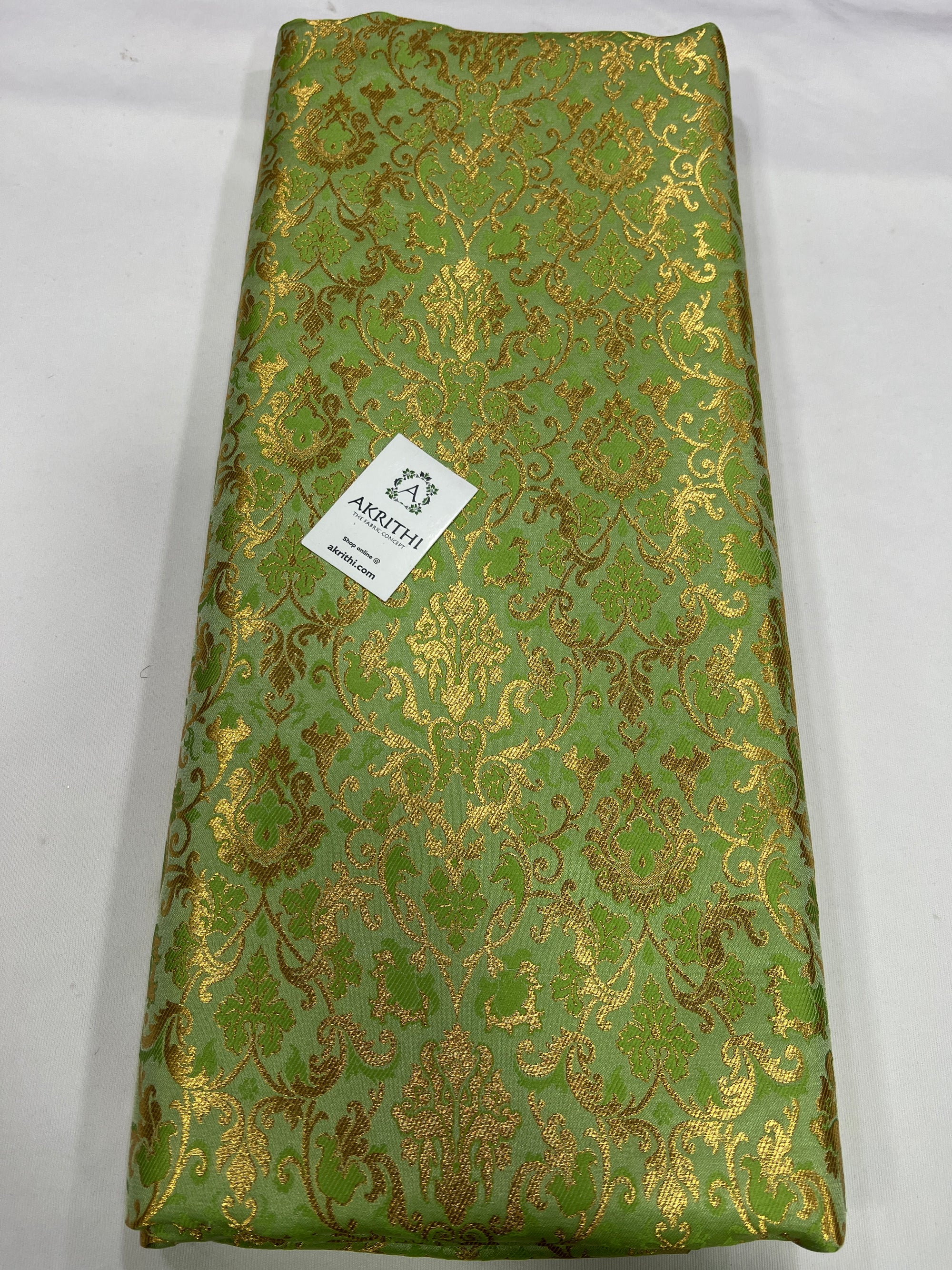 Handloom Banarasi brocade fabric