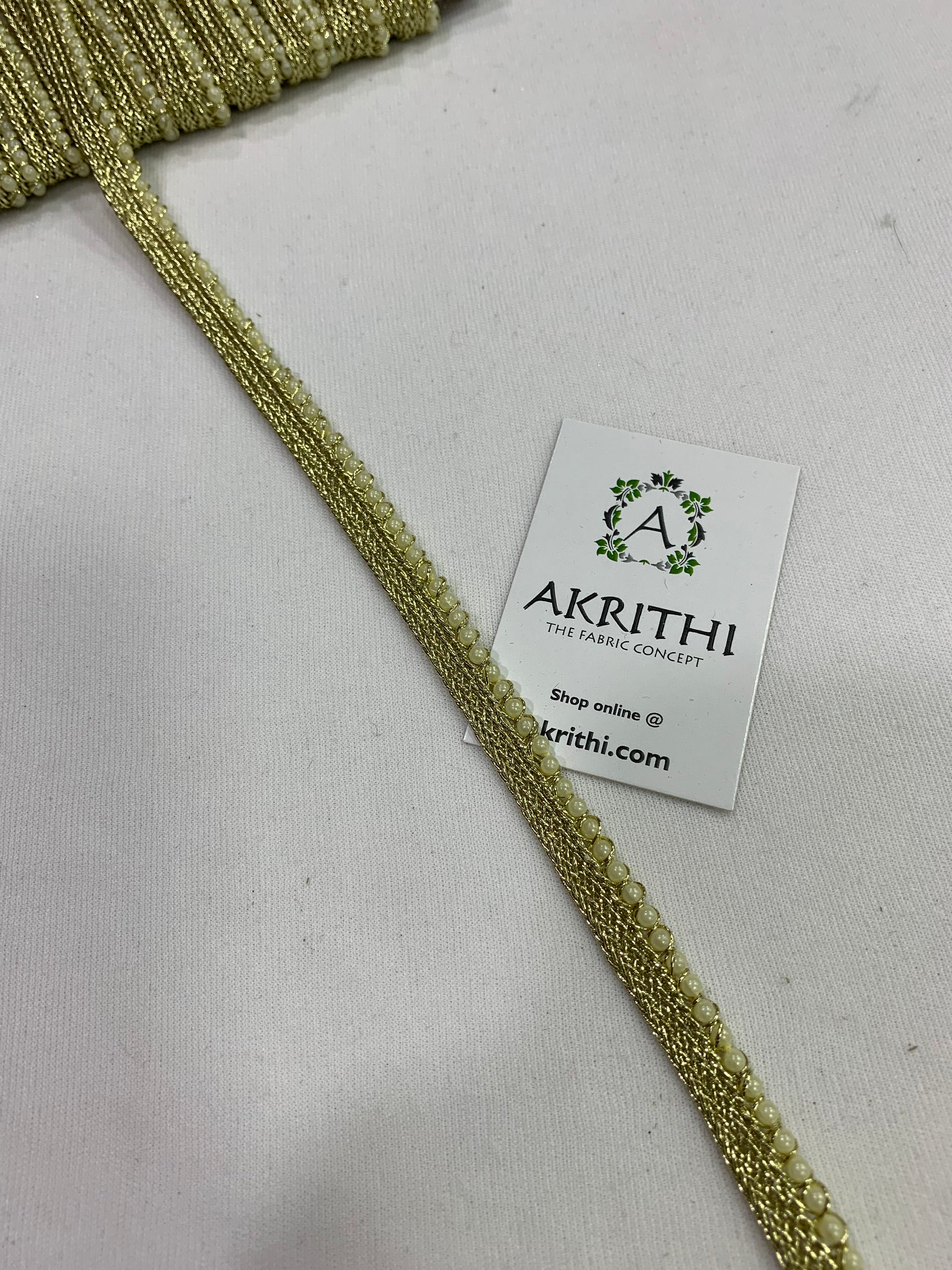 Embroidered lace 9 metres roll