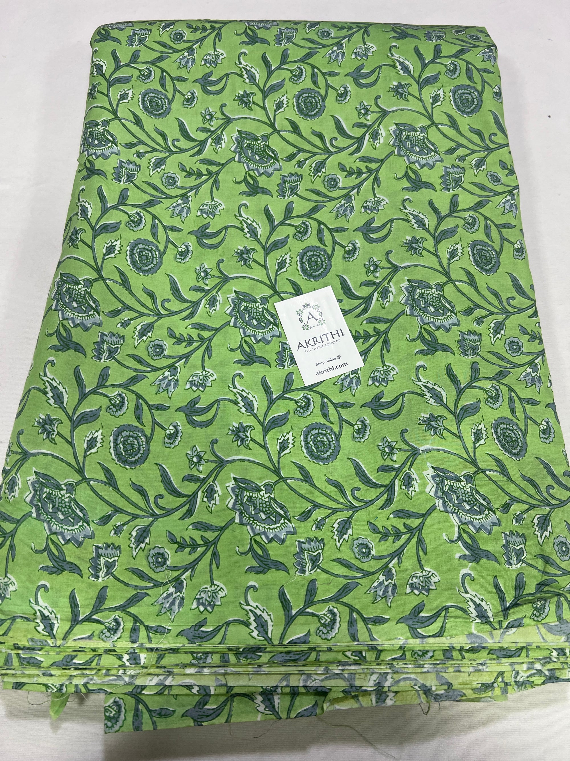 Printed pure cotton fabric