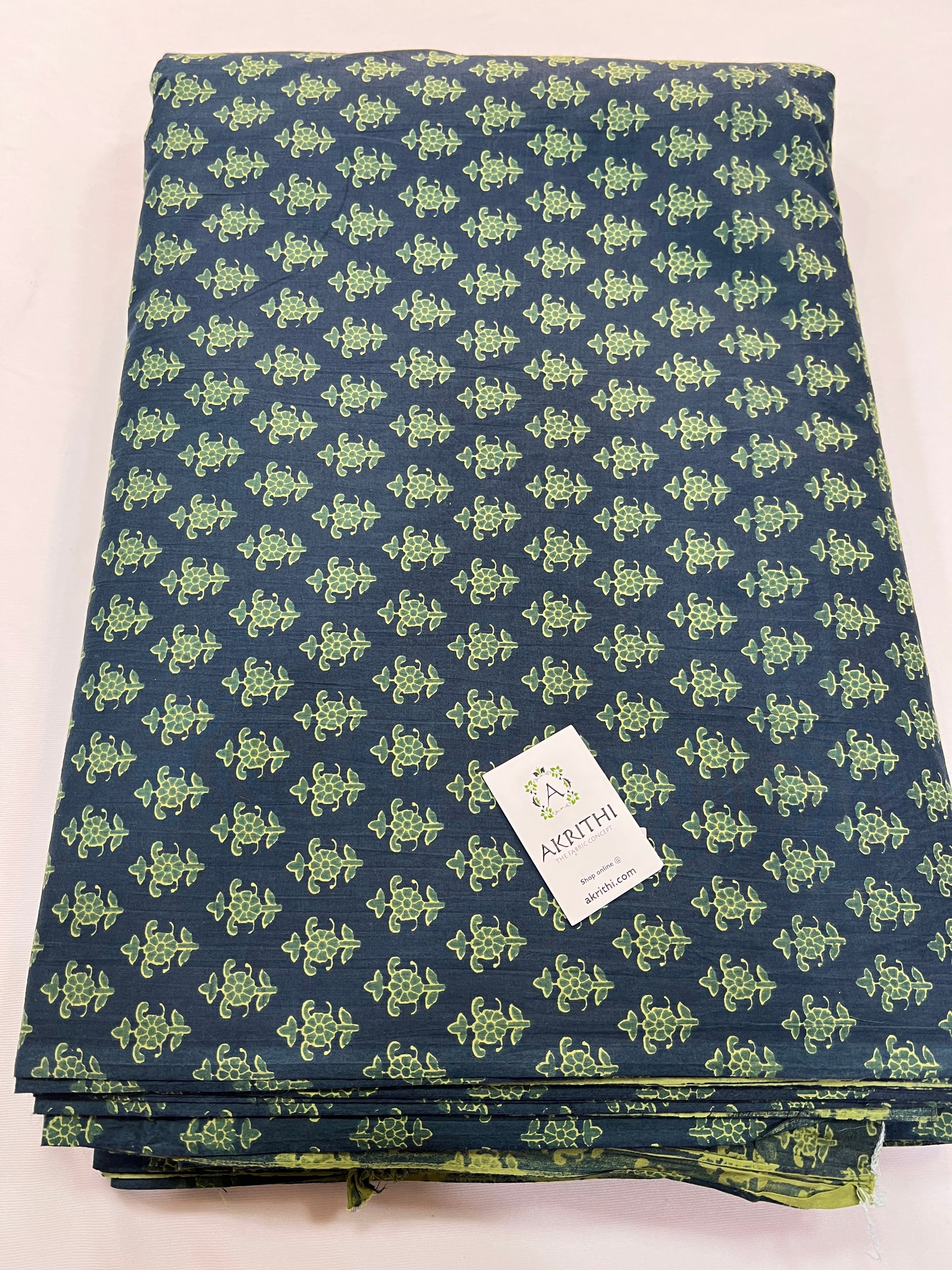 Printed pure cotton fabric