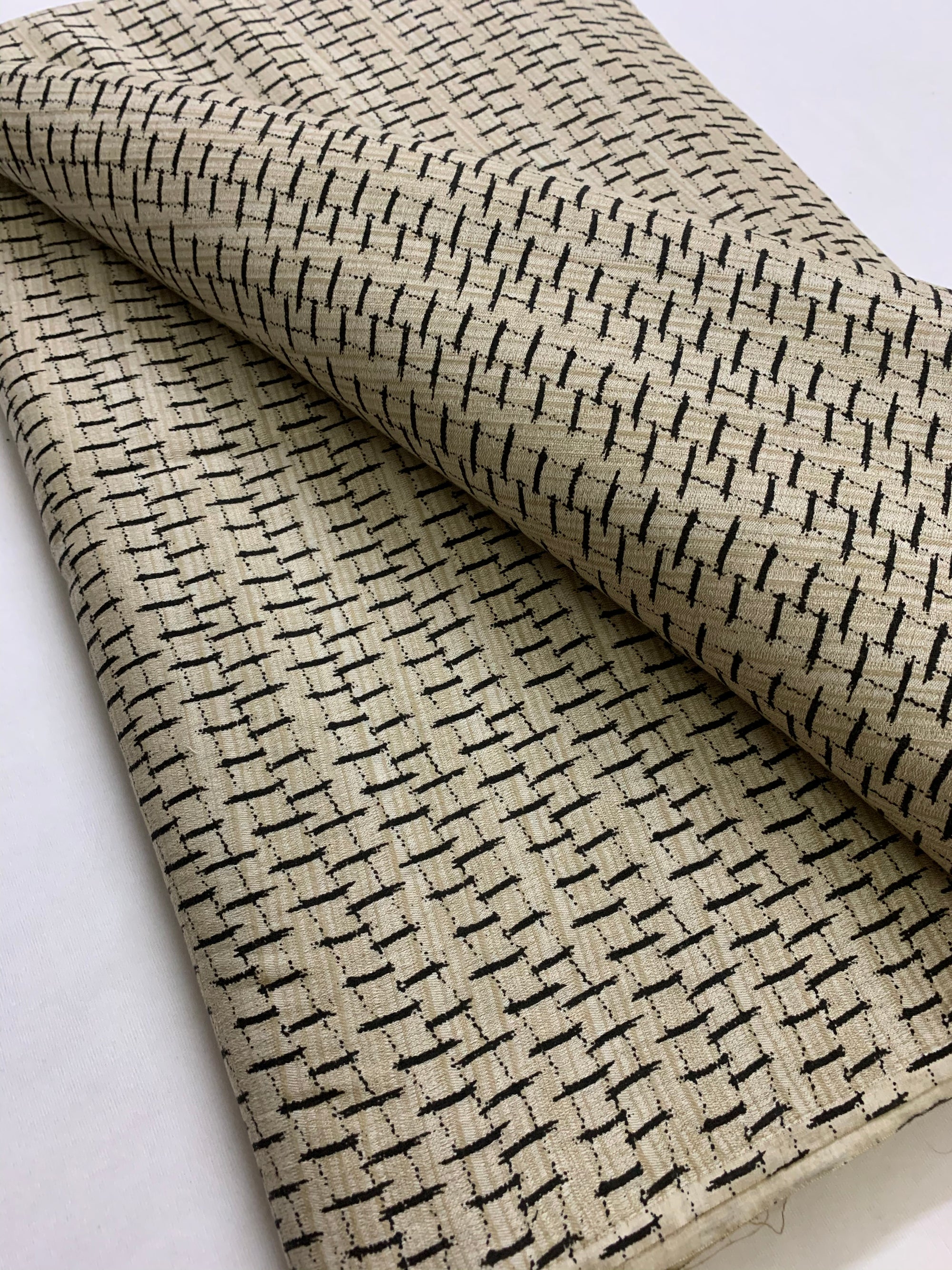 Printed kumbhi pure cotton fabric