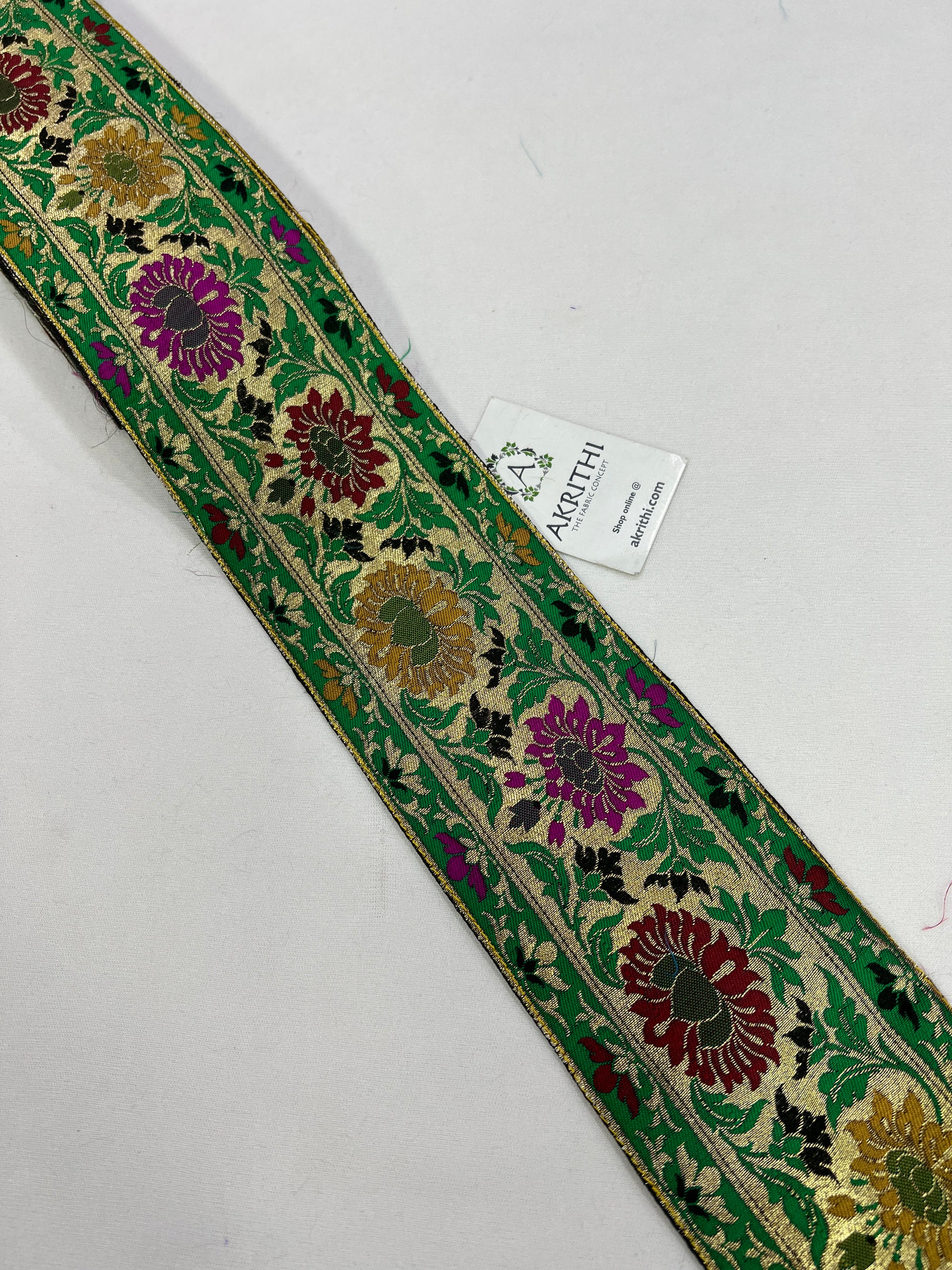 Handloom Banarasi lace 9 metres roll