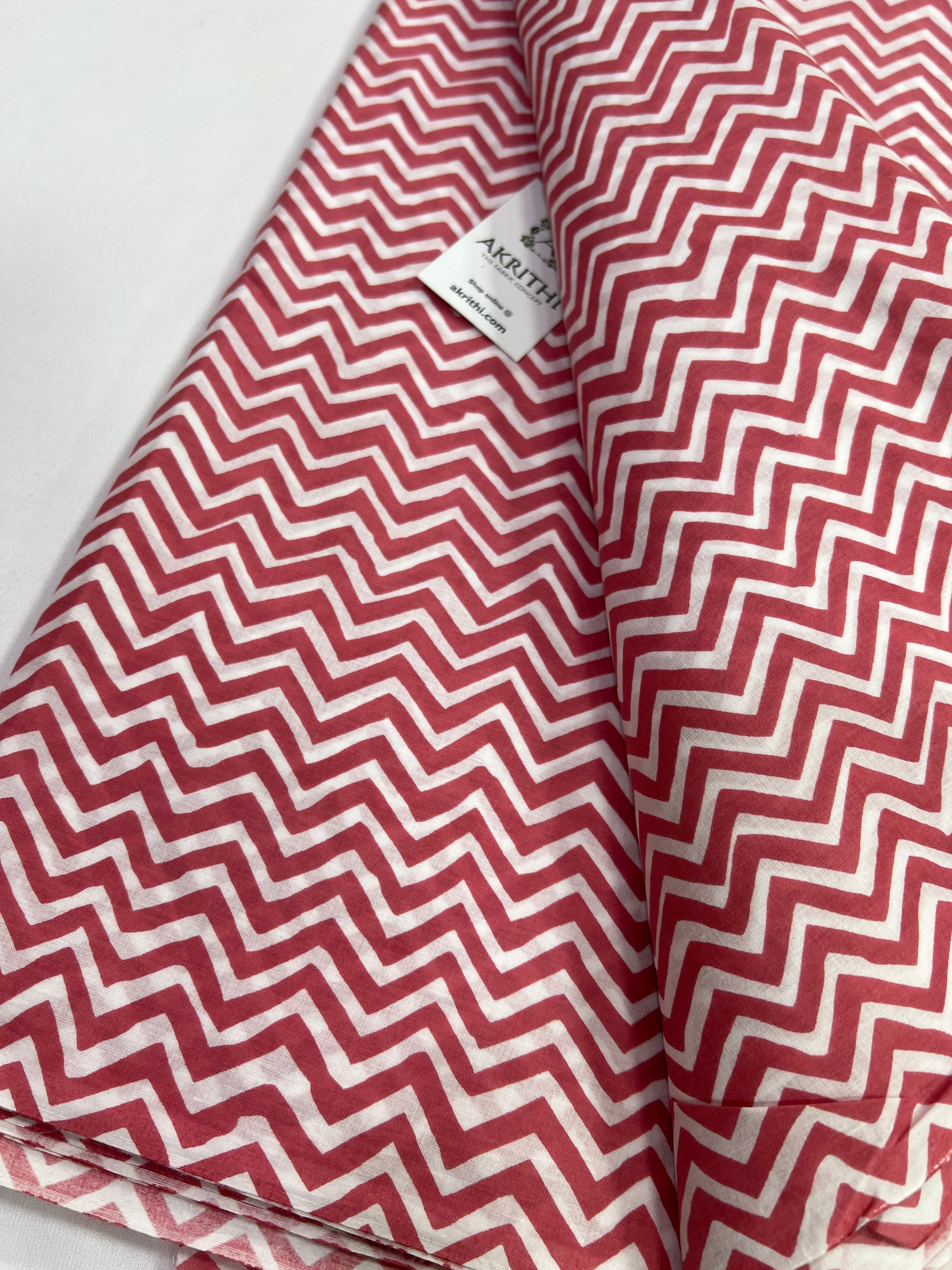 Printed pure cotton fabric