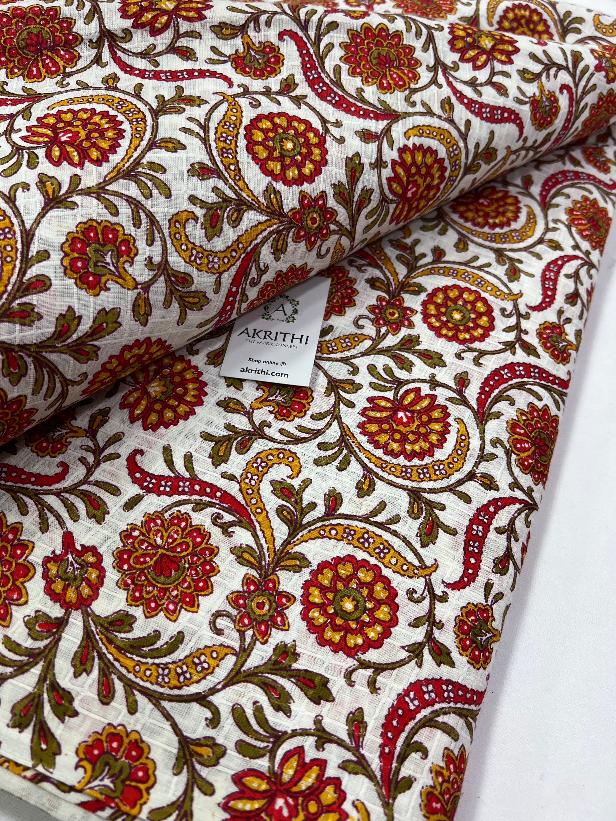 Printed pure cotton fabric