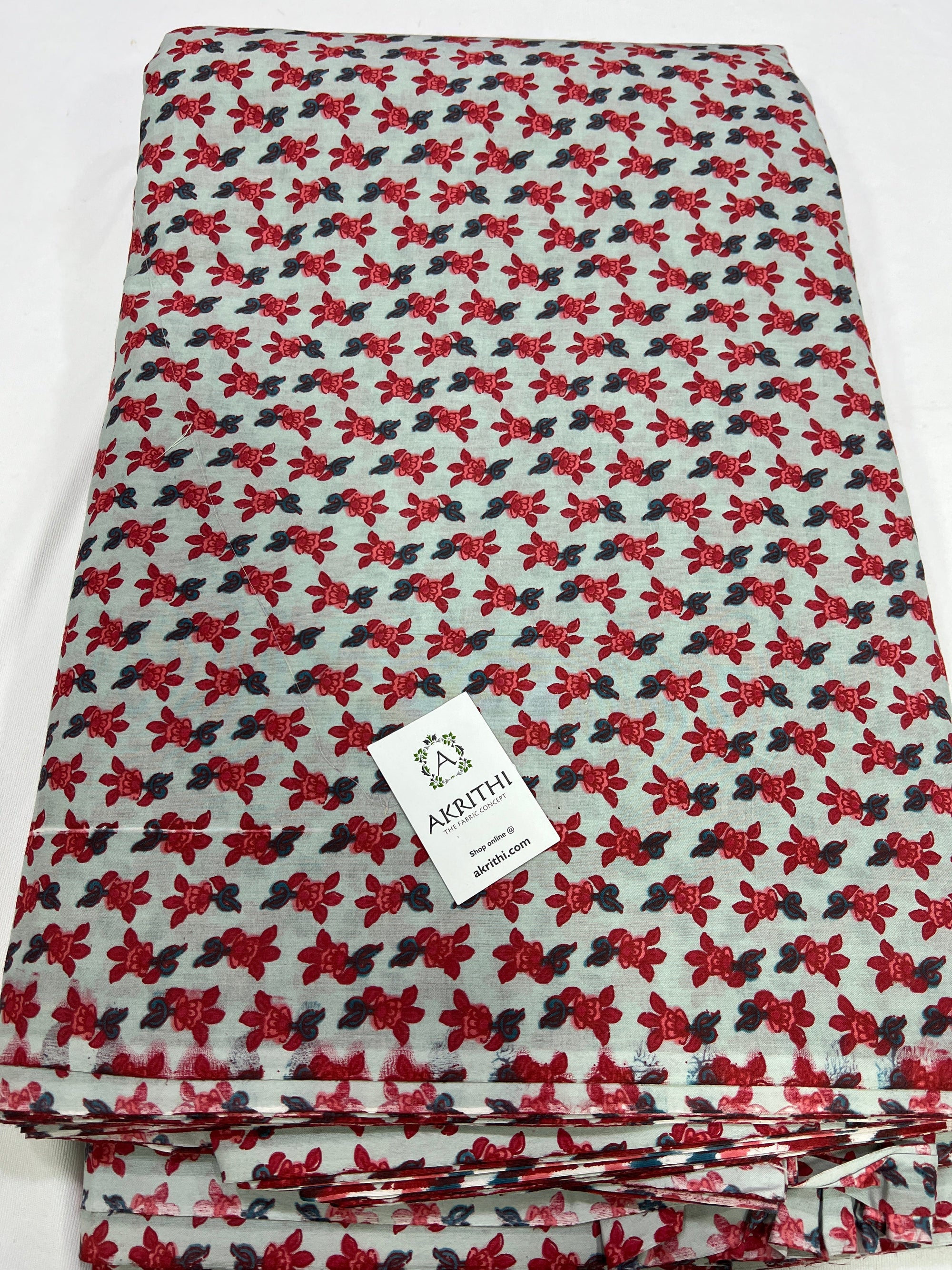 Printed pure cotton fabric
