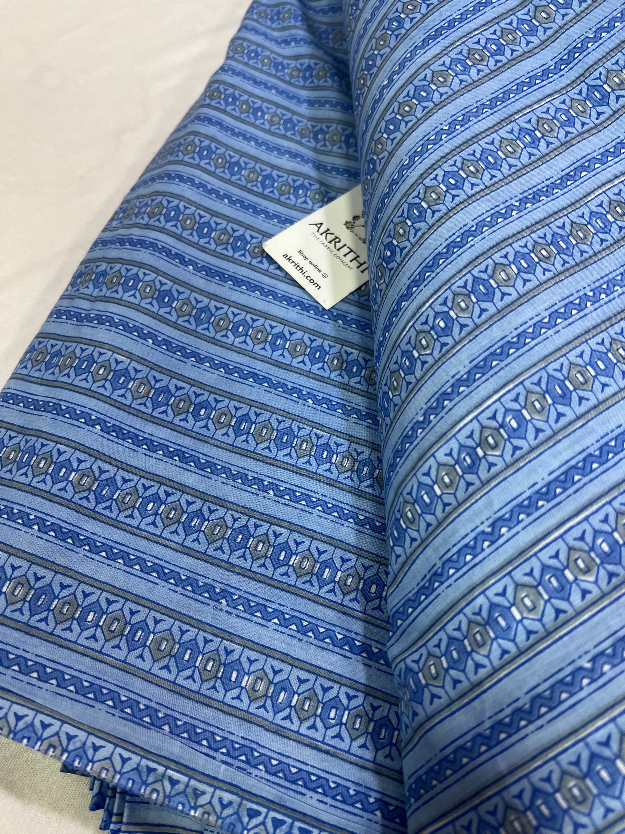 Printed pure cotton fabric