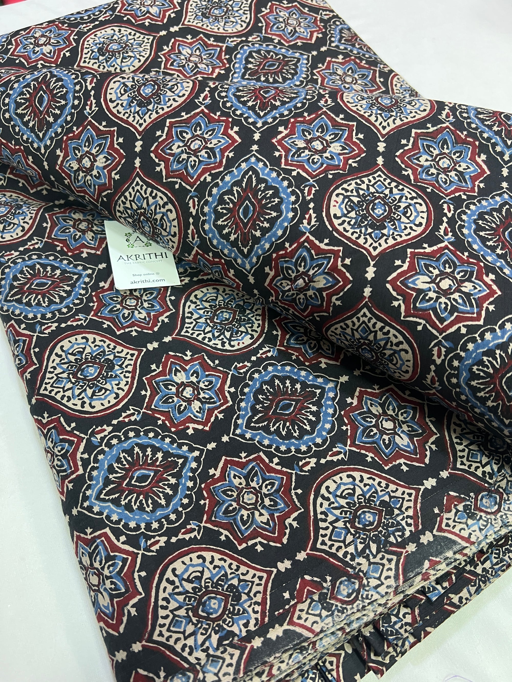 Printed pure cotton fabric