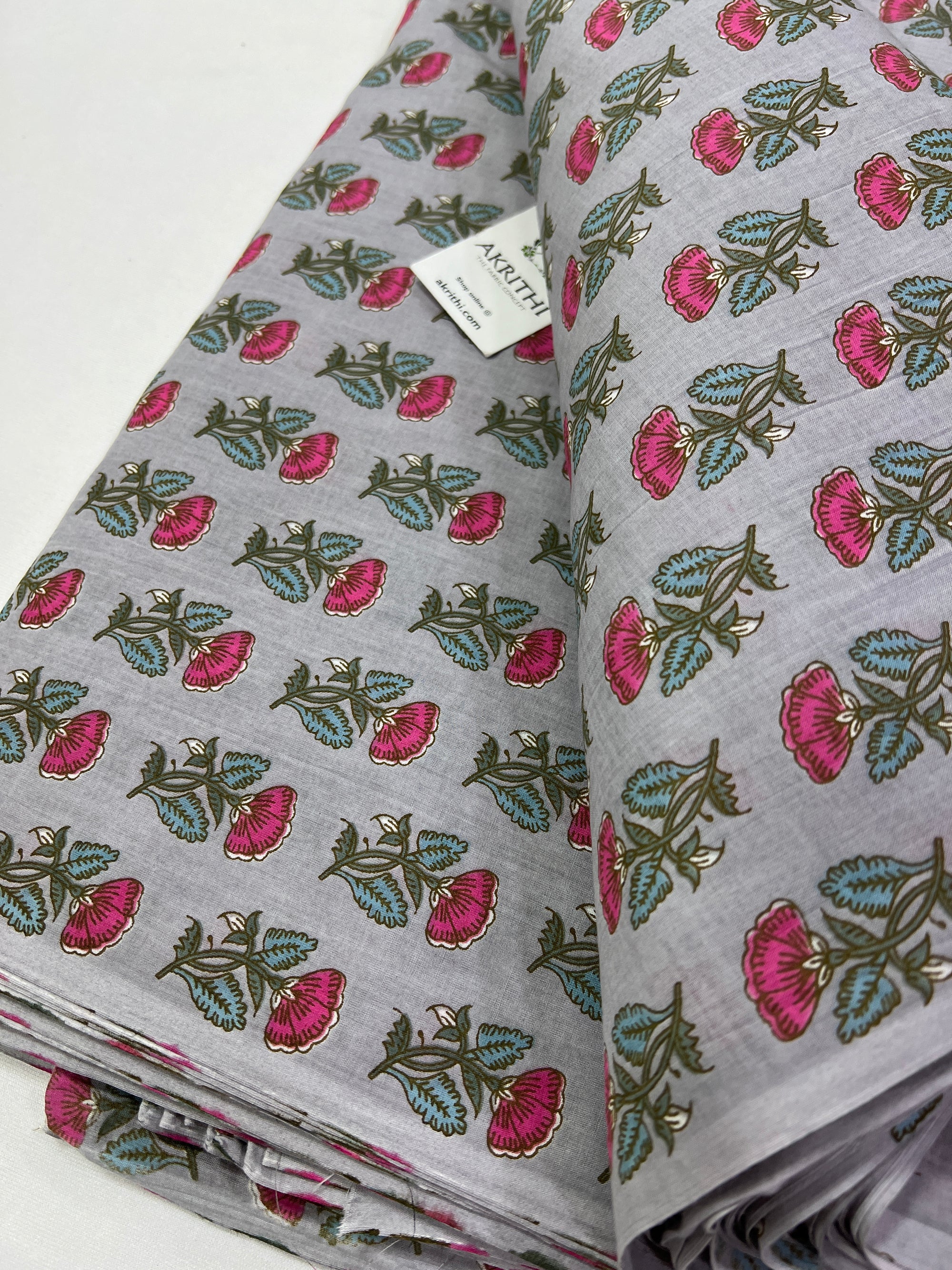 Printed pure cotton fabric