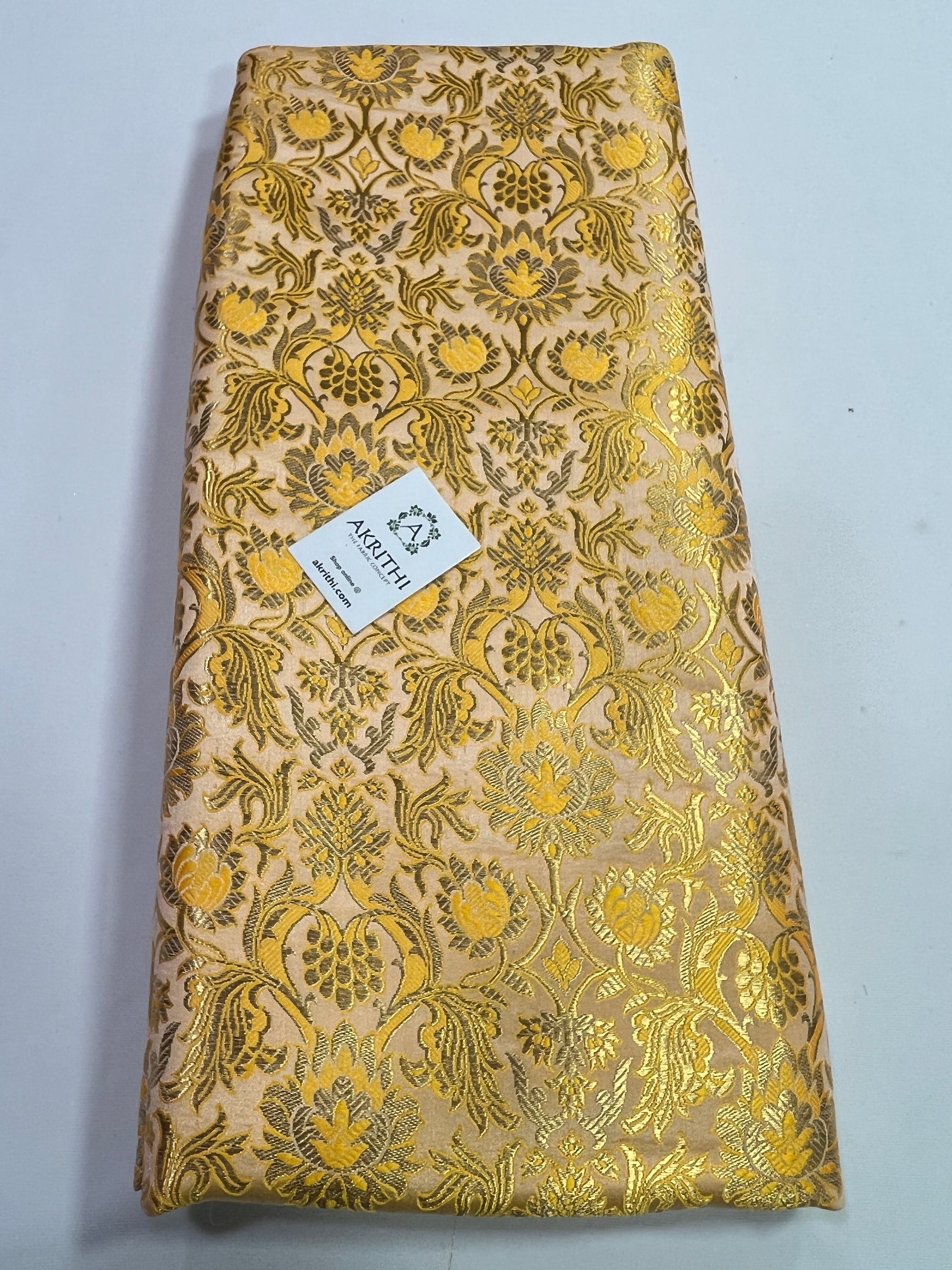 Handloom Banarasi brocade fabric