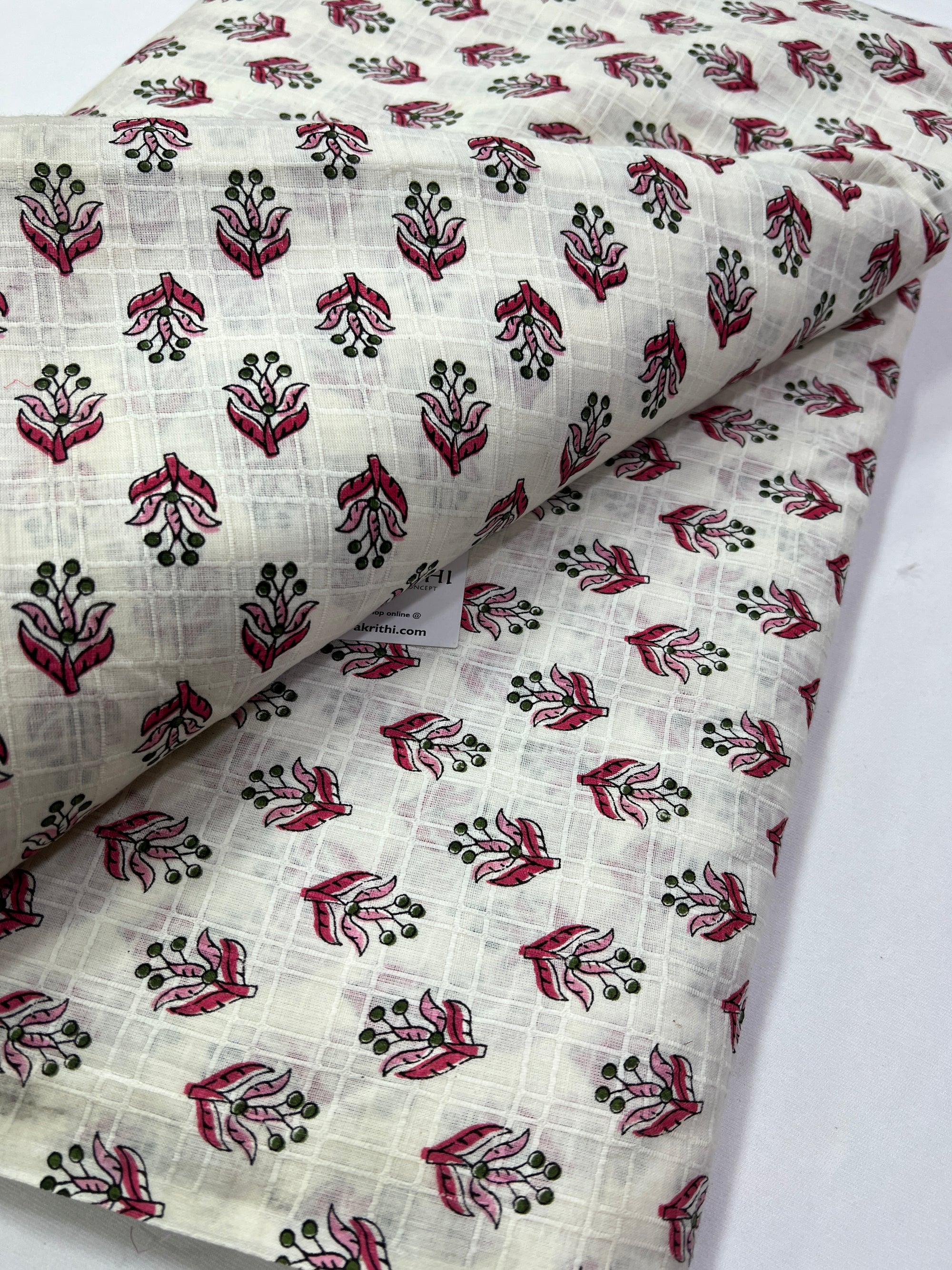Printed pure cotton fabric