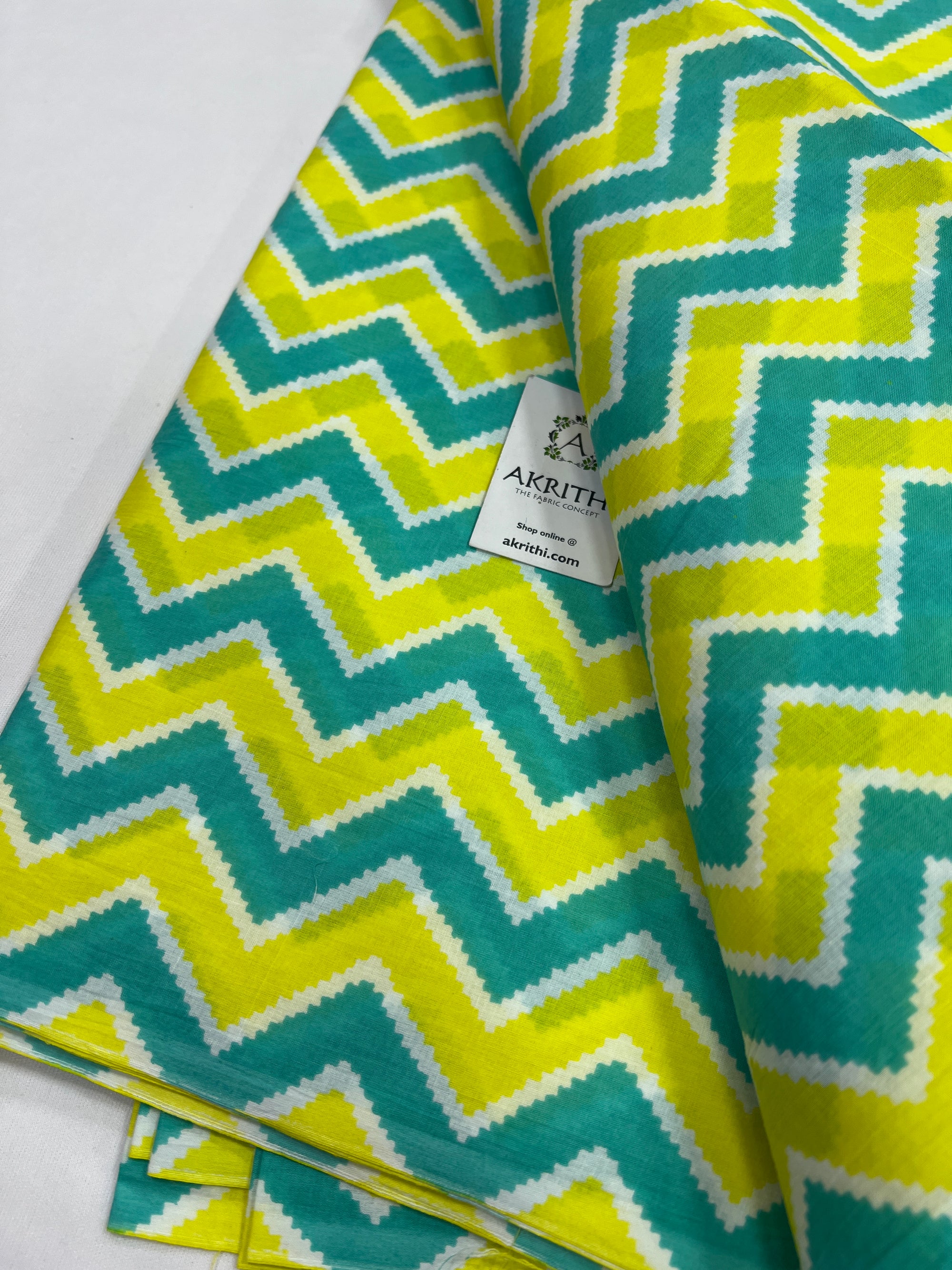 Printed pure cotton fabric