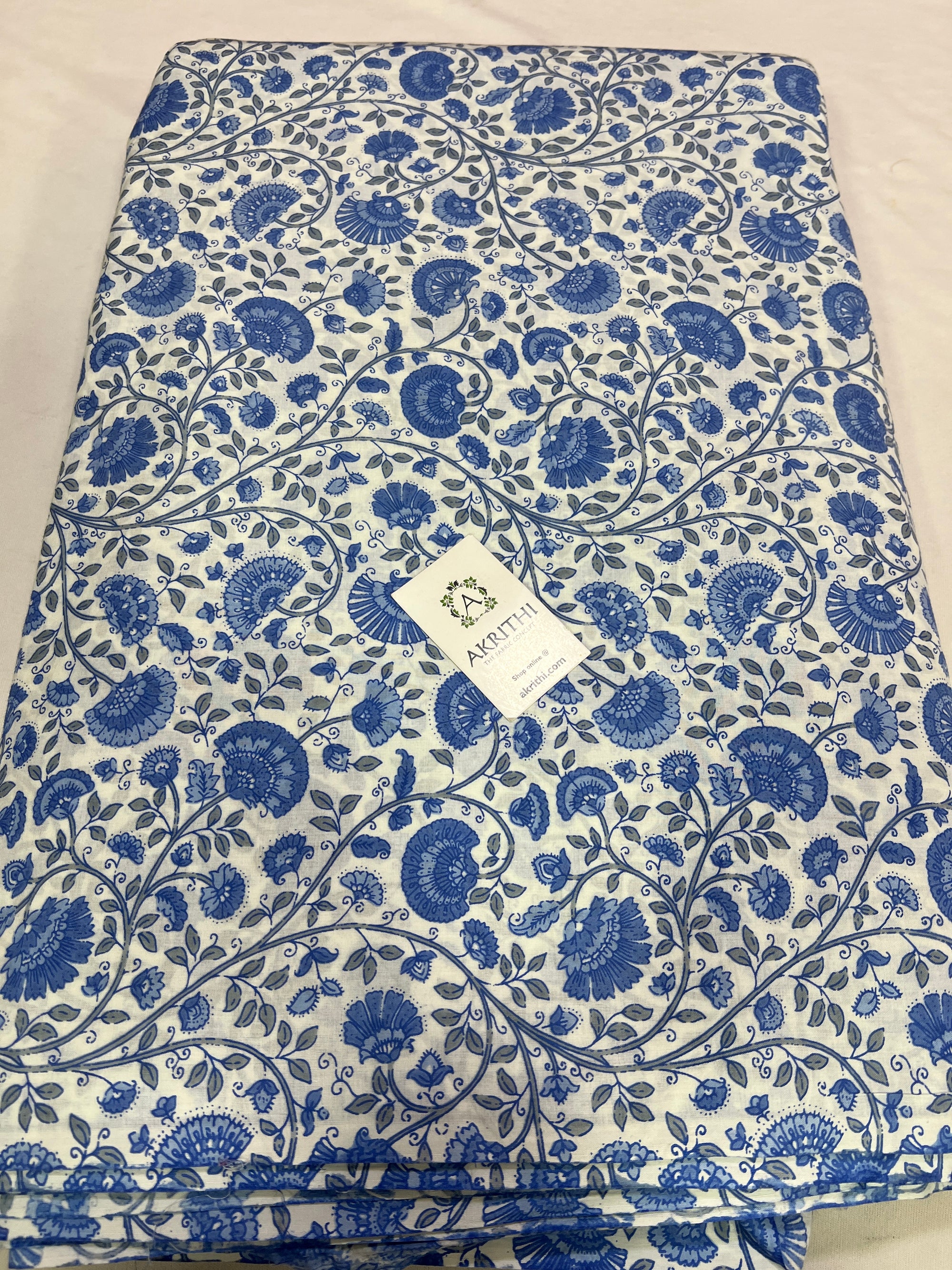 Printed pure cotton fabric
