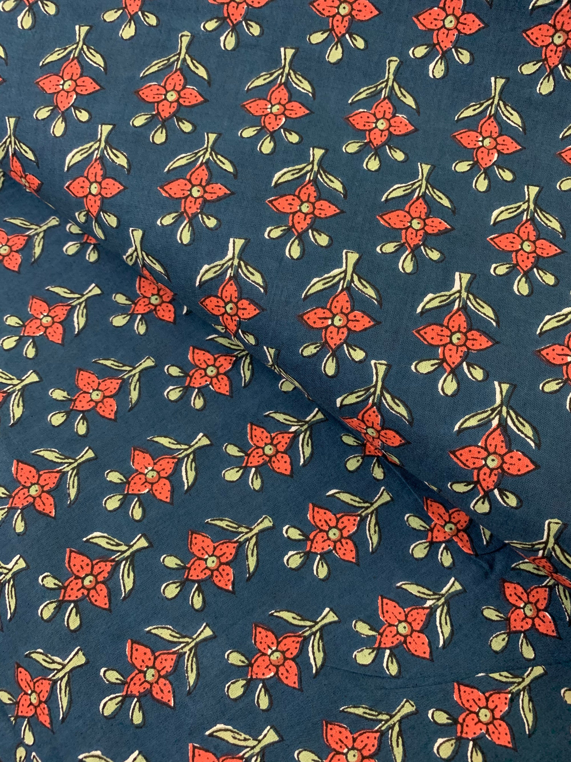 Printed pure cotton fabric