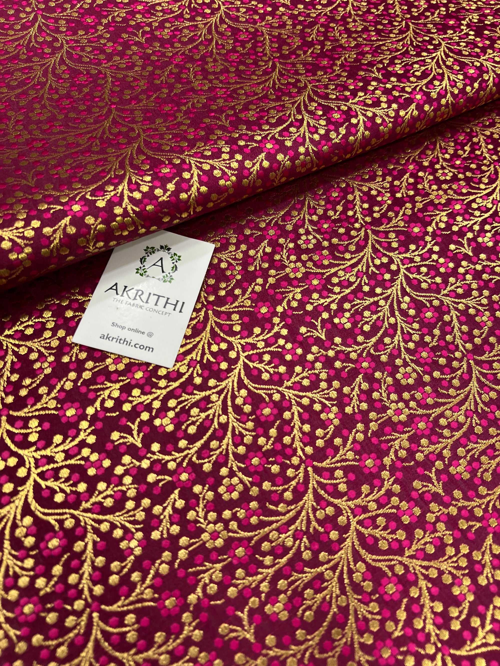 Handloom Banarasi brocade fabric