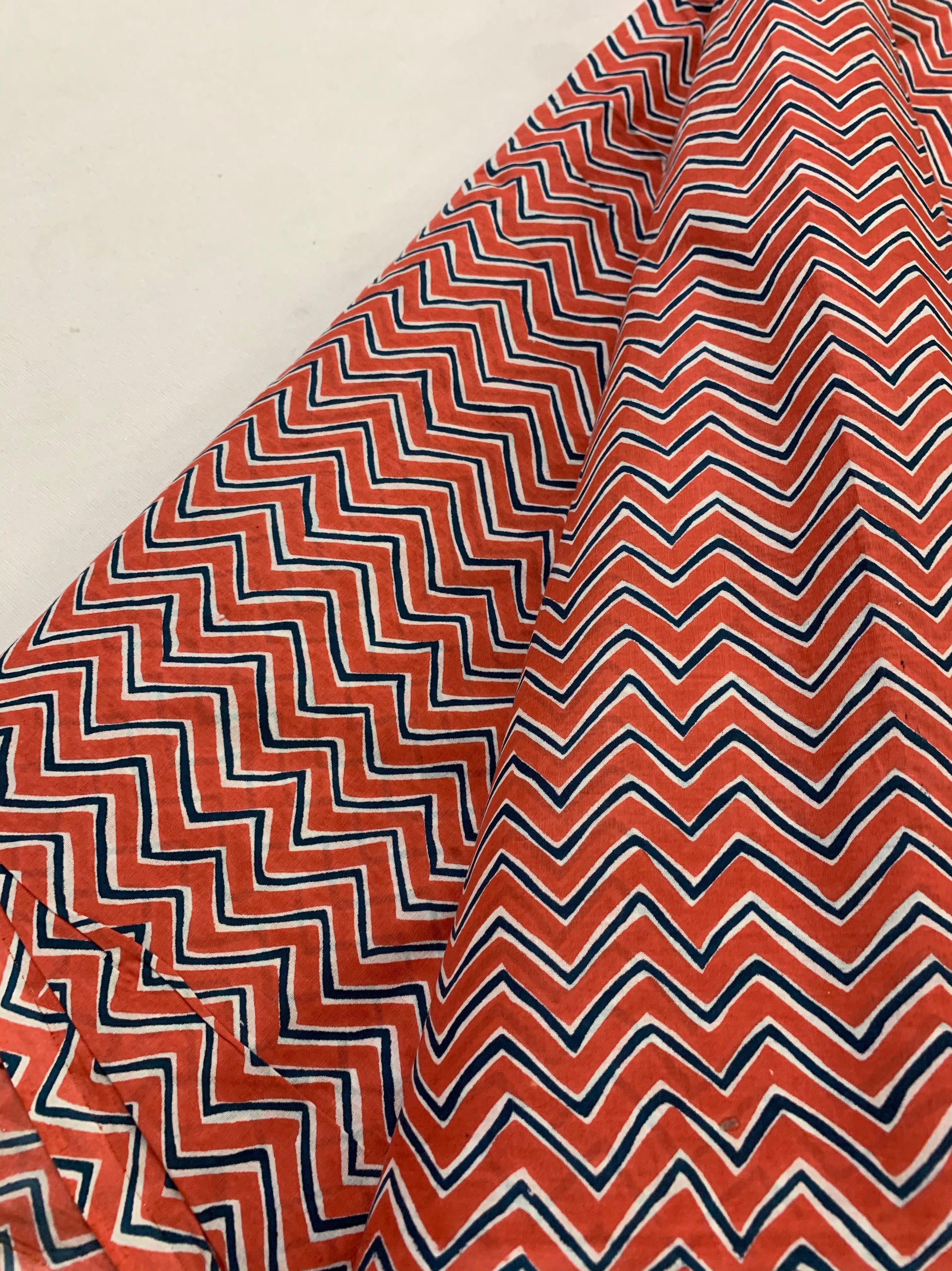 Printed pure cotton fabric