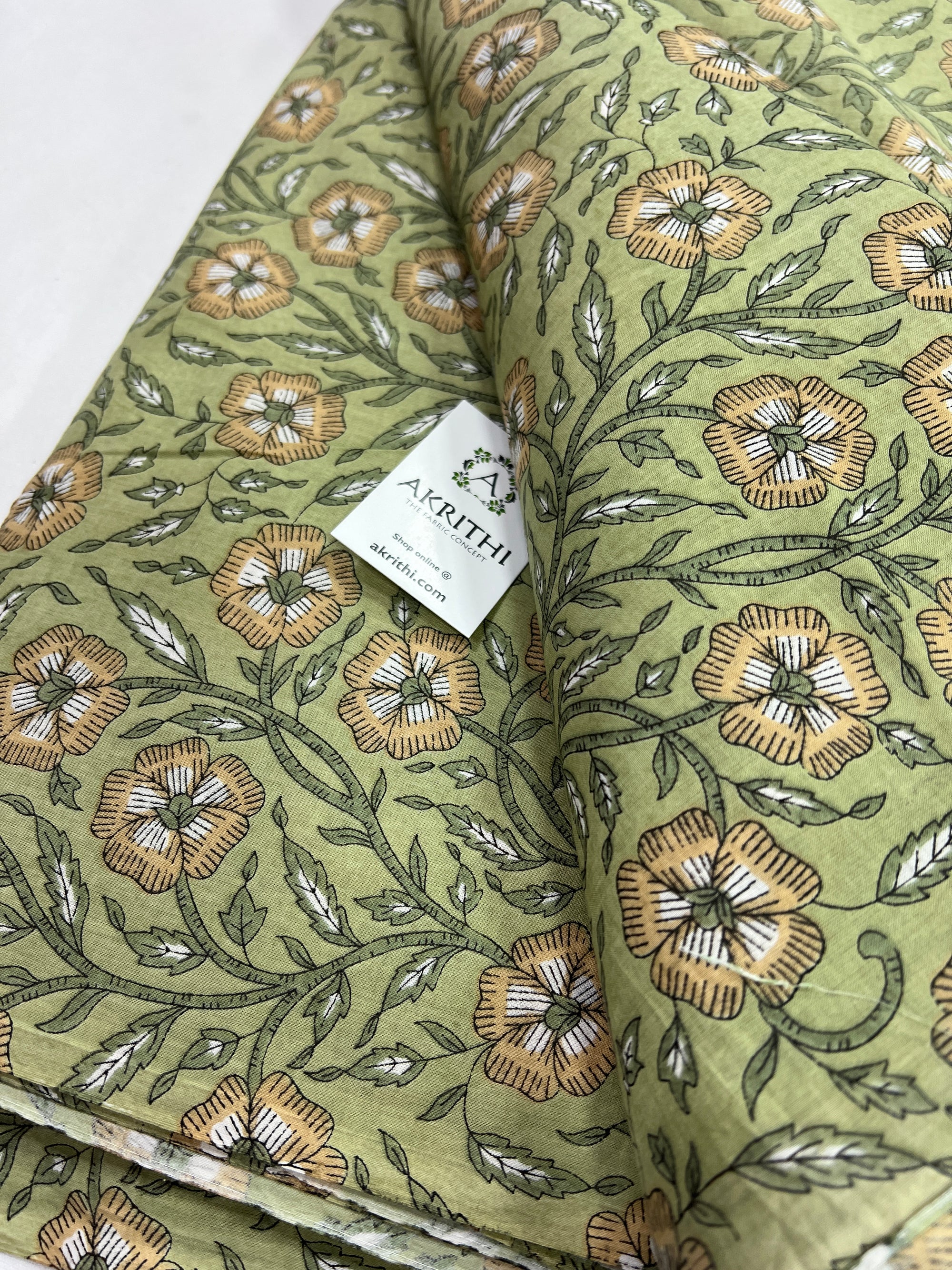 Printed pure cotton fabric