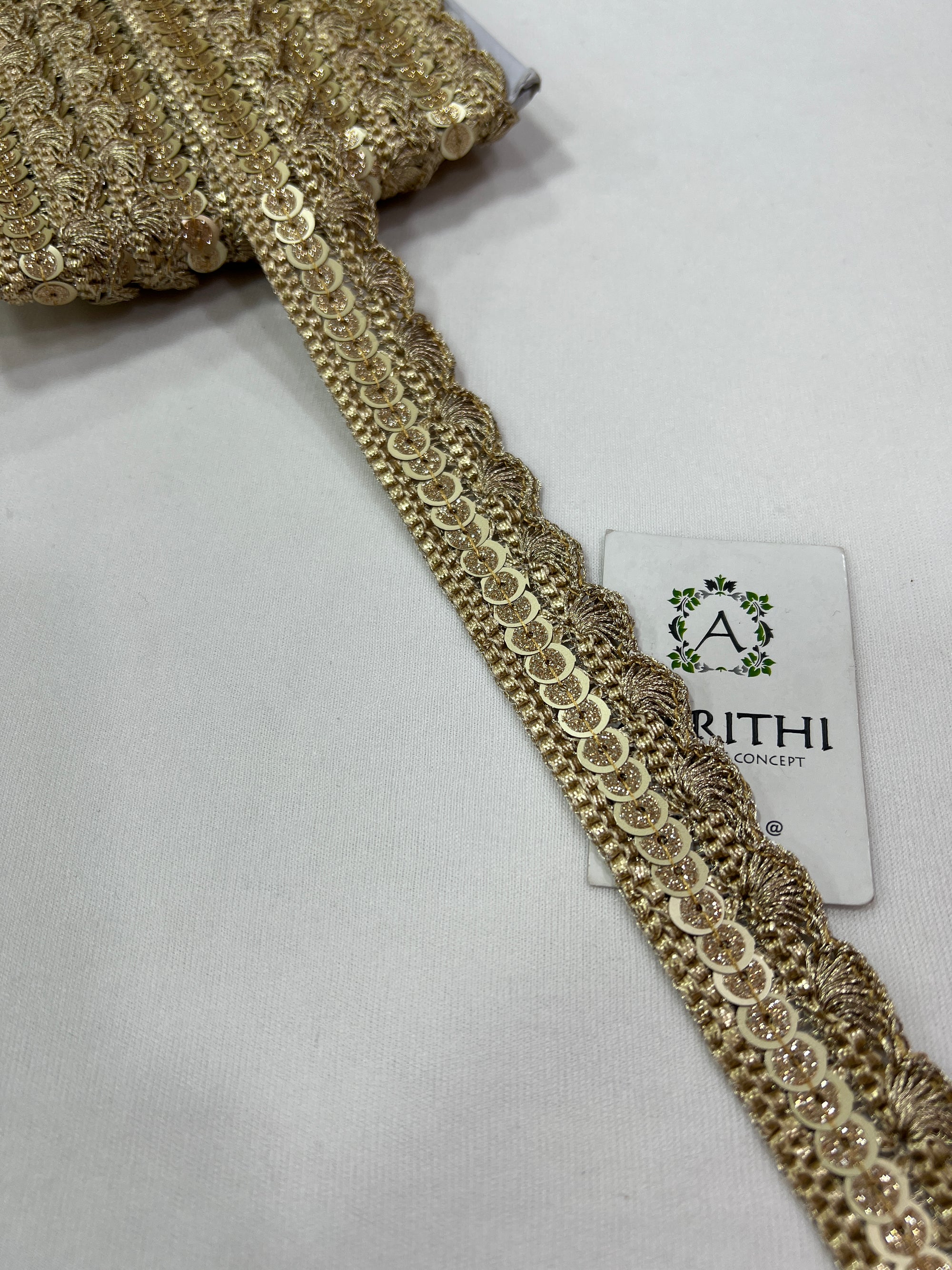Embroidered lace 9 metres roll