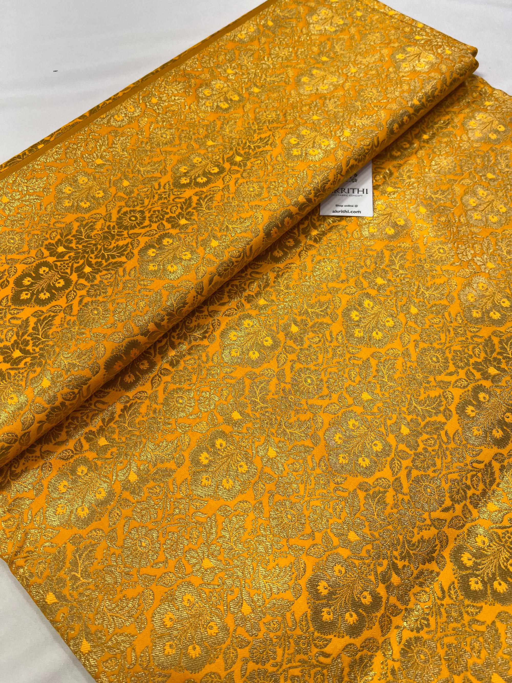 Handloom Banarasi brocade fabric