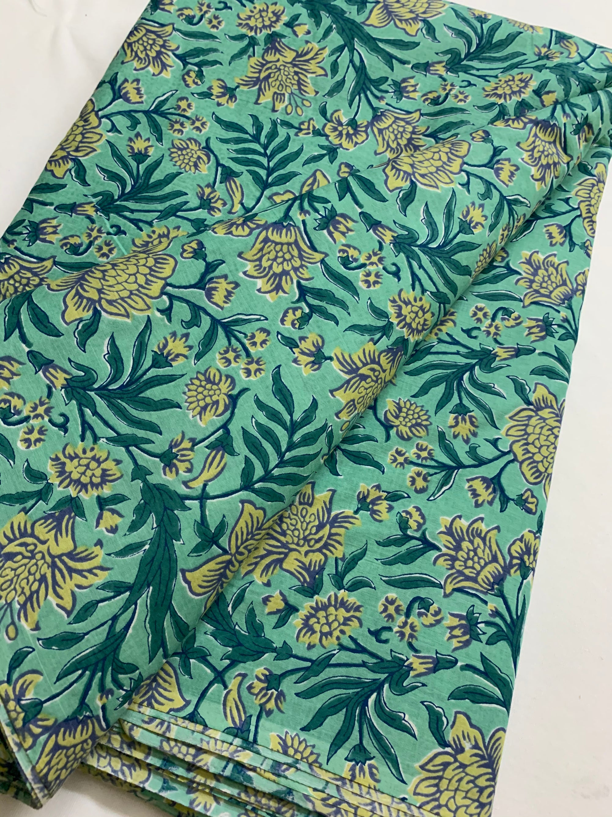 Printed pure cotton fabric