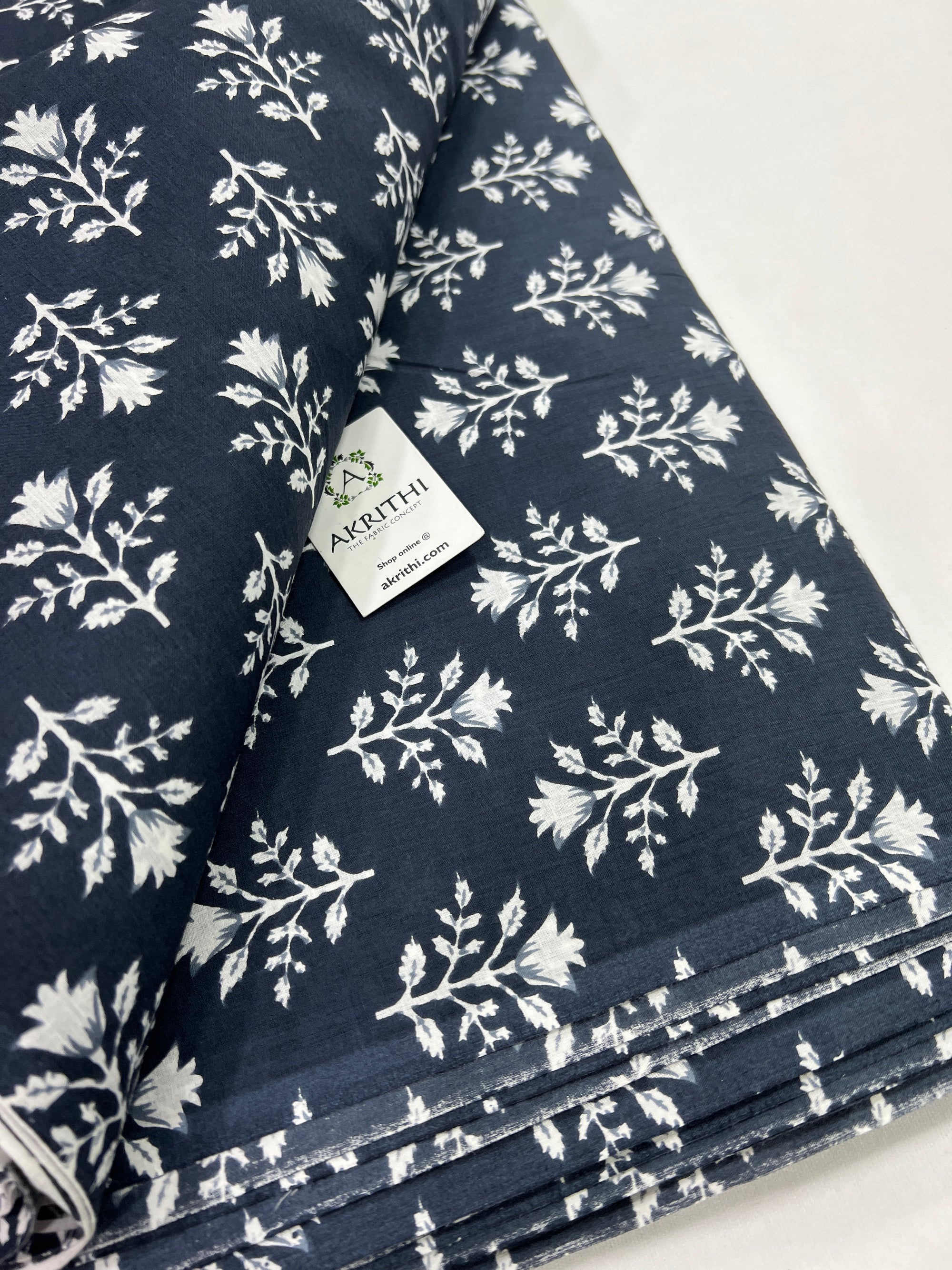 Printed pure cotton fabric