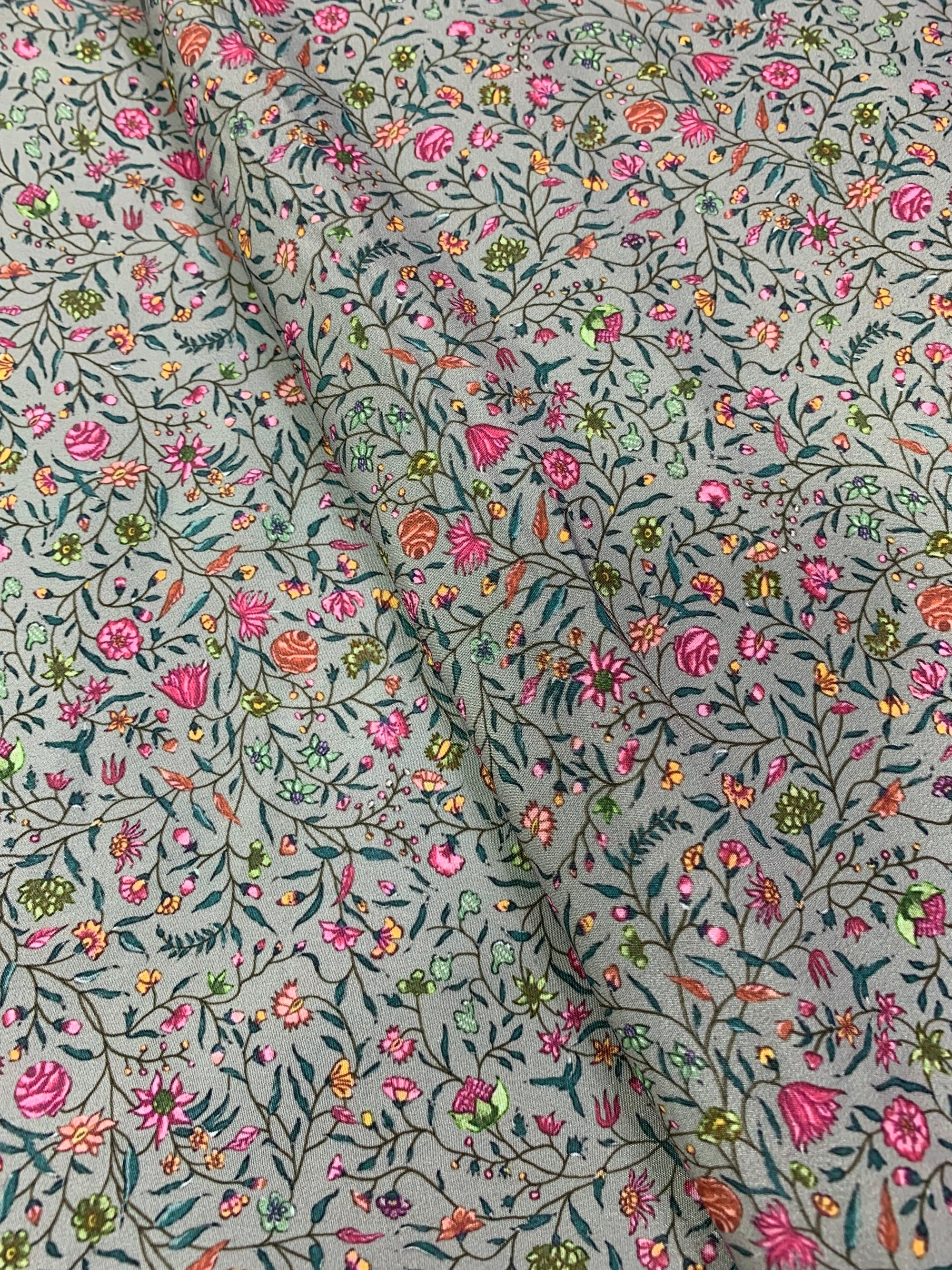 Digital floral Printed crepe fabric