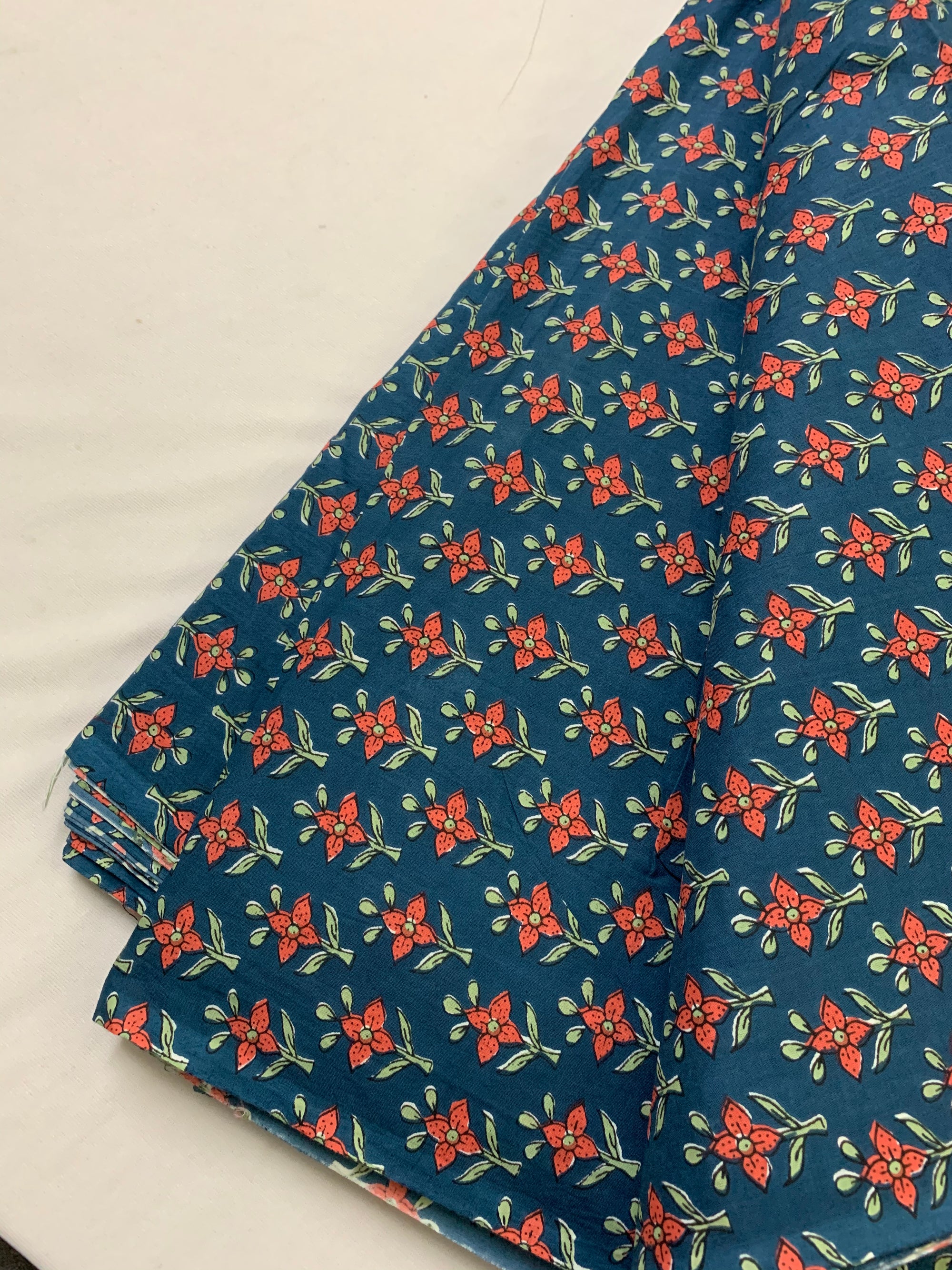 Printed pure cotton fabric