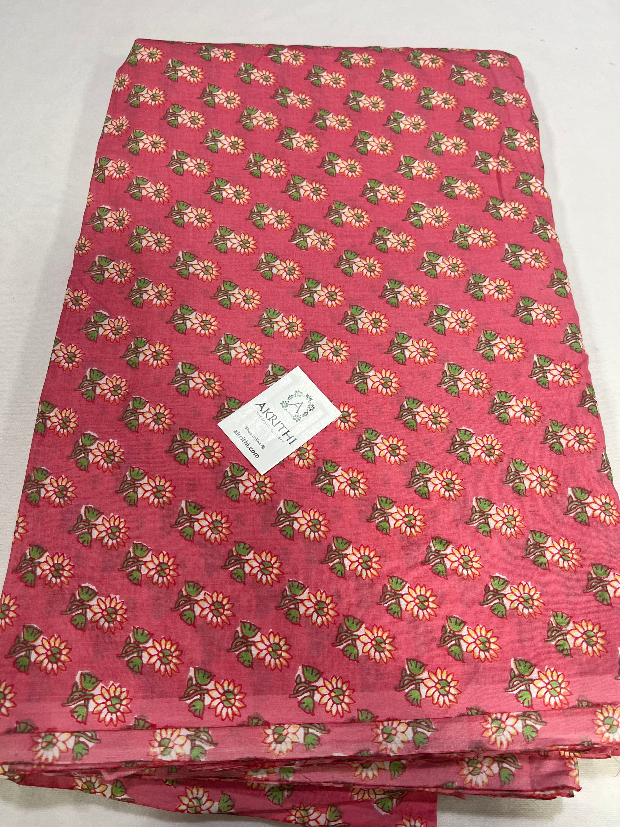 Printed pure cotton fabric
