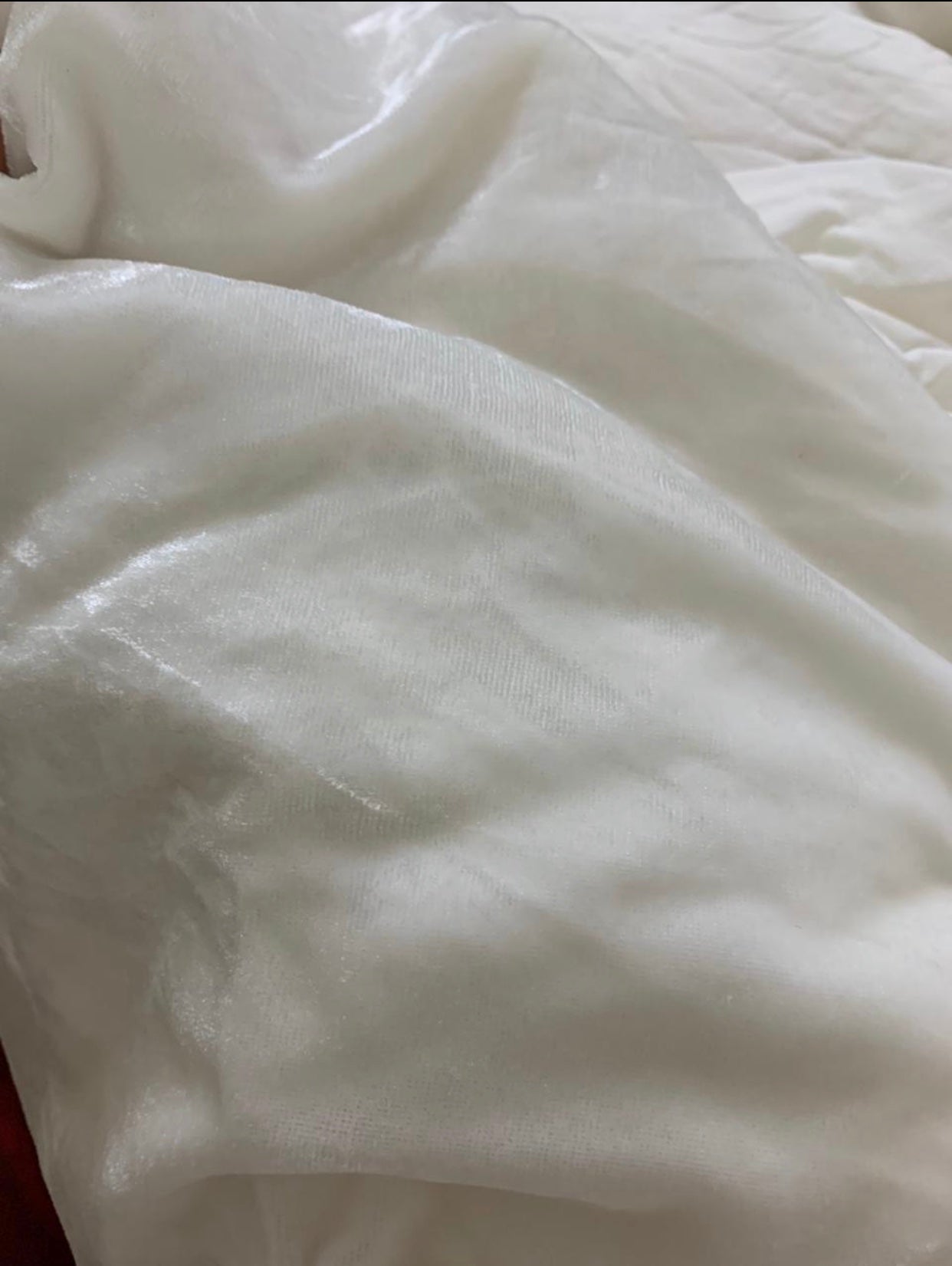 Dyeable velvet fabric