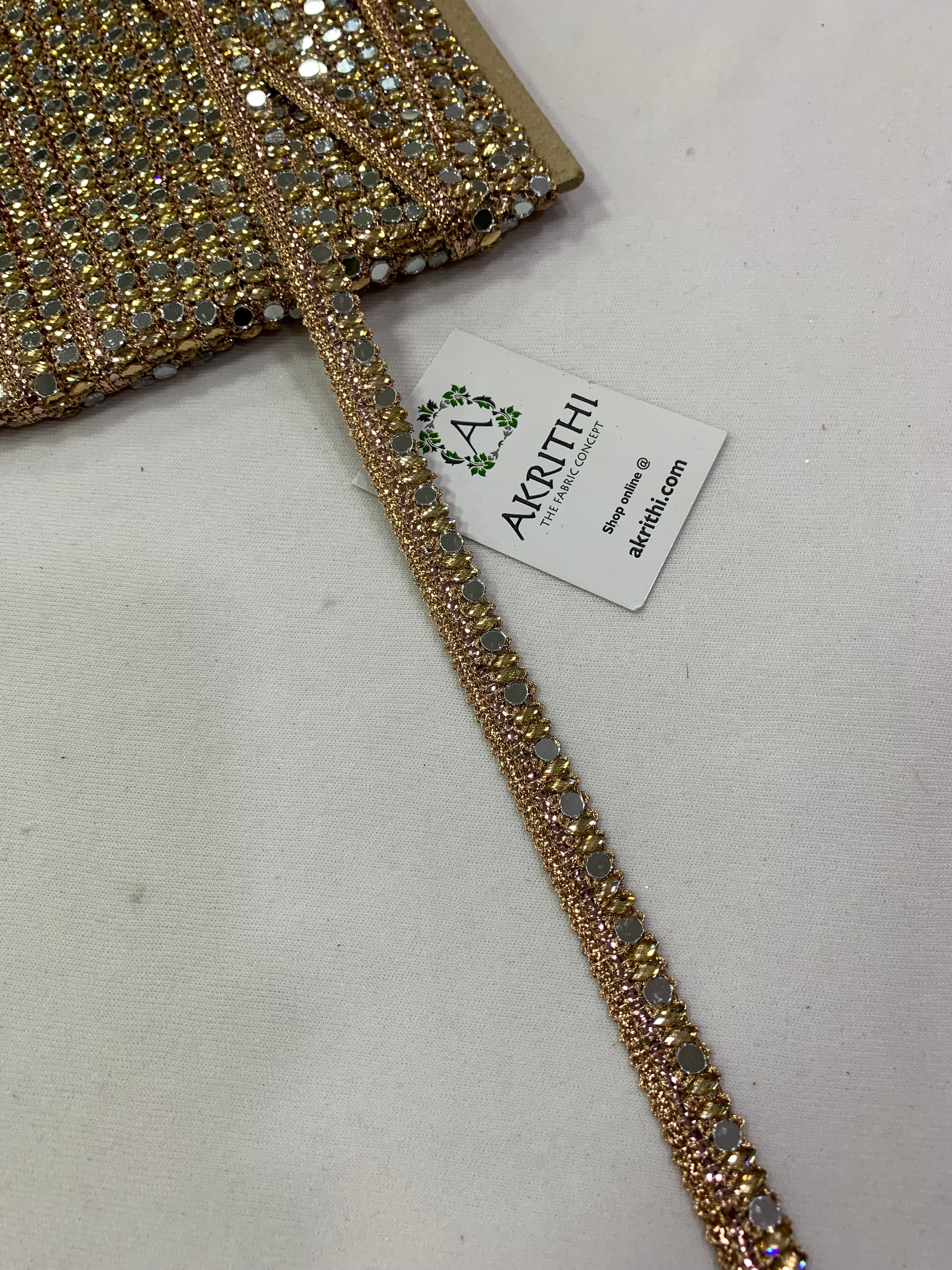 Embroidered gold lace 9 metres roll
