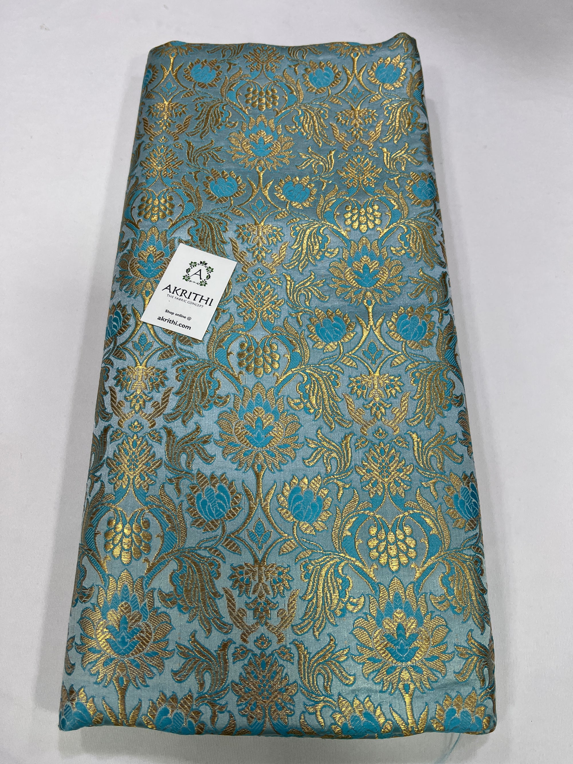 Handloom Banarasi brocade fabric