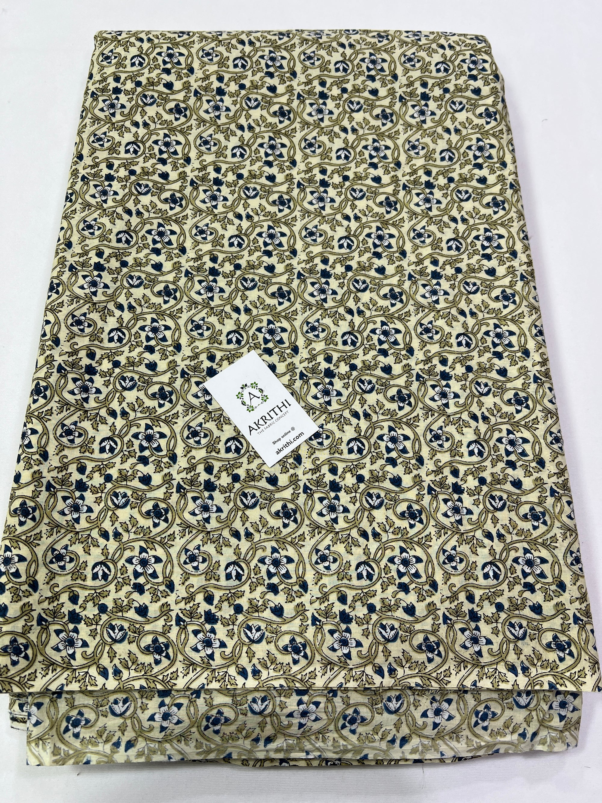 Printed pure cotton fabric