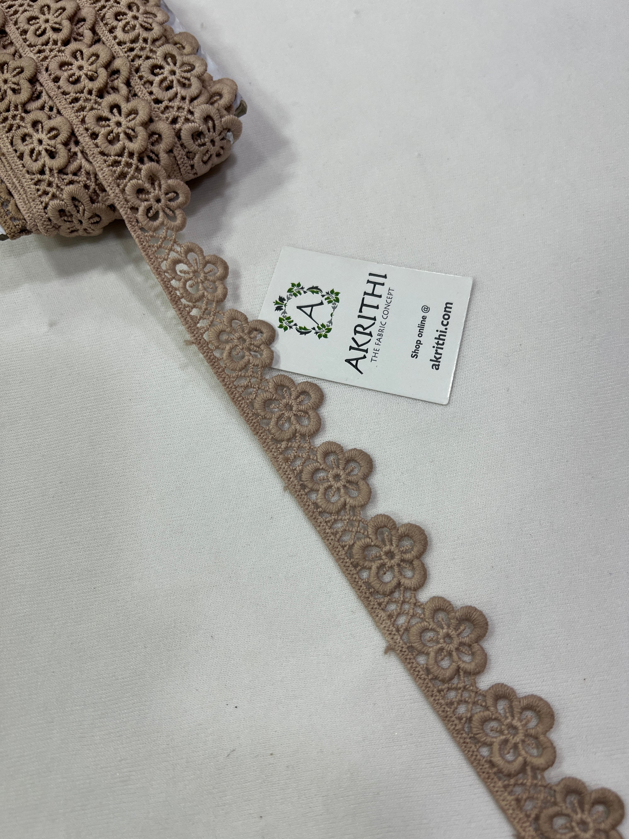 Crochet lace per metre