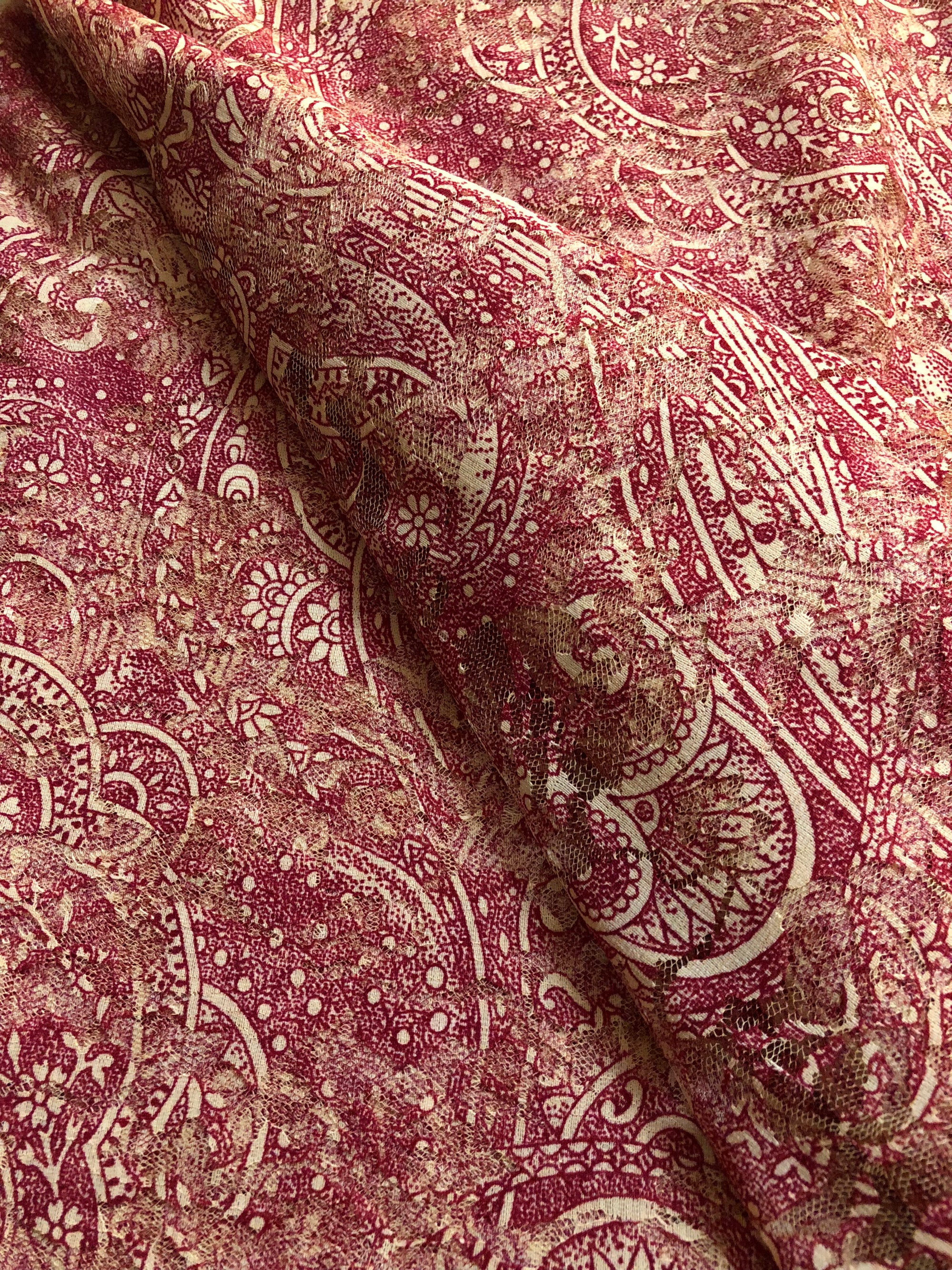 DIGITAL GEOMETRICAL PRINTED RUSSEL NET FABRIC