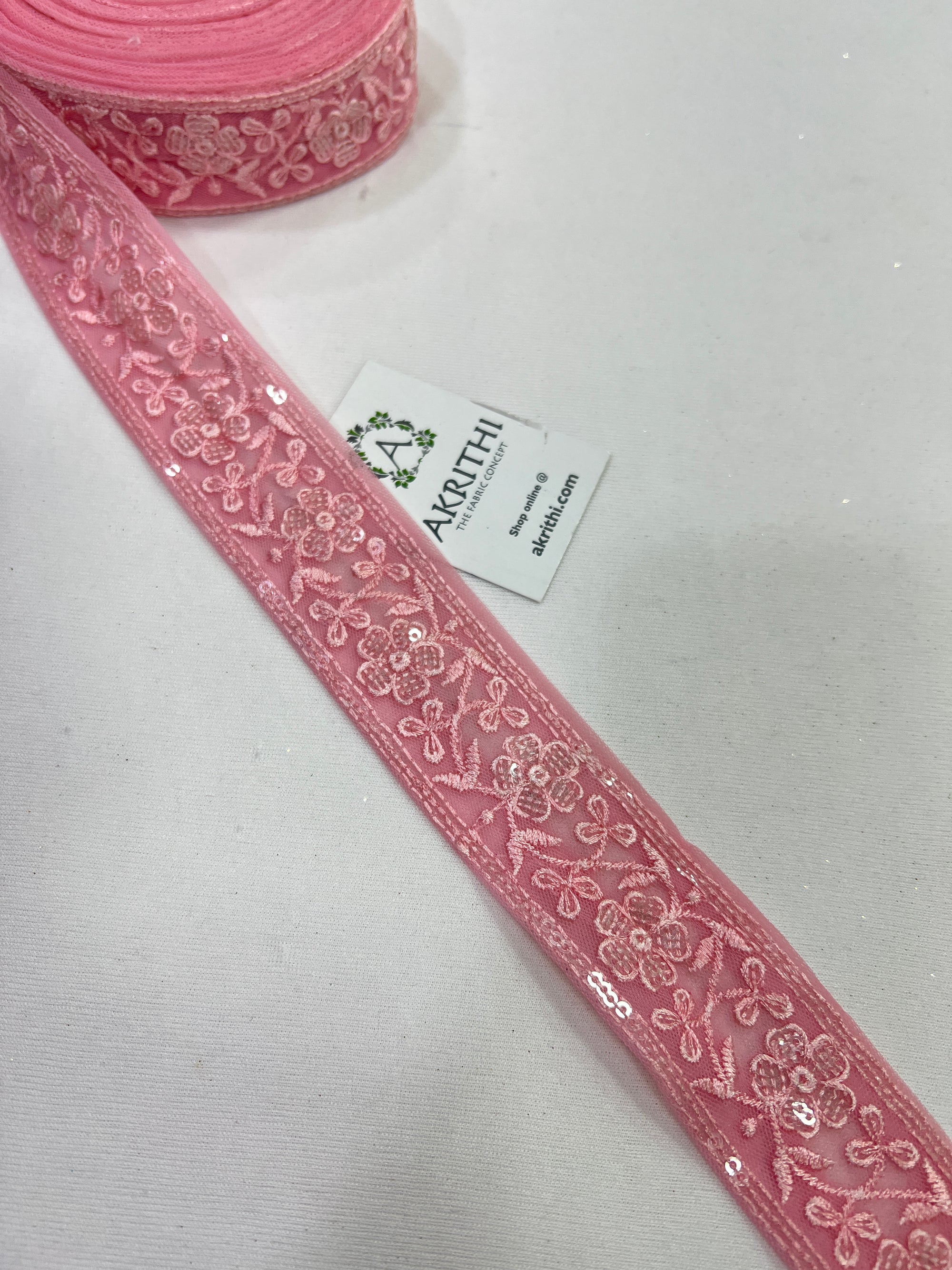 Embroidered lace 9 metres roll