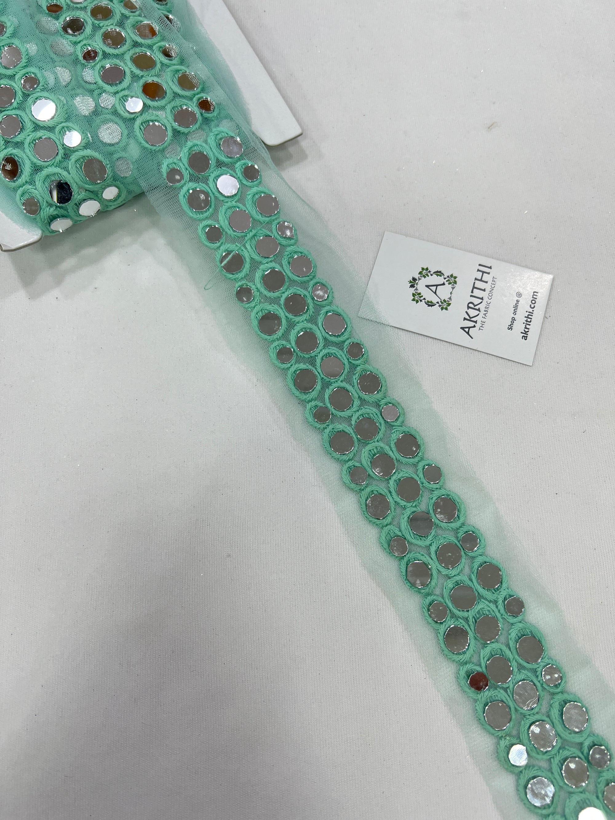 Mirror lace 9 metres roll