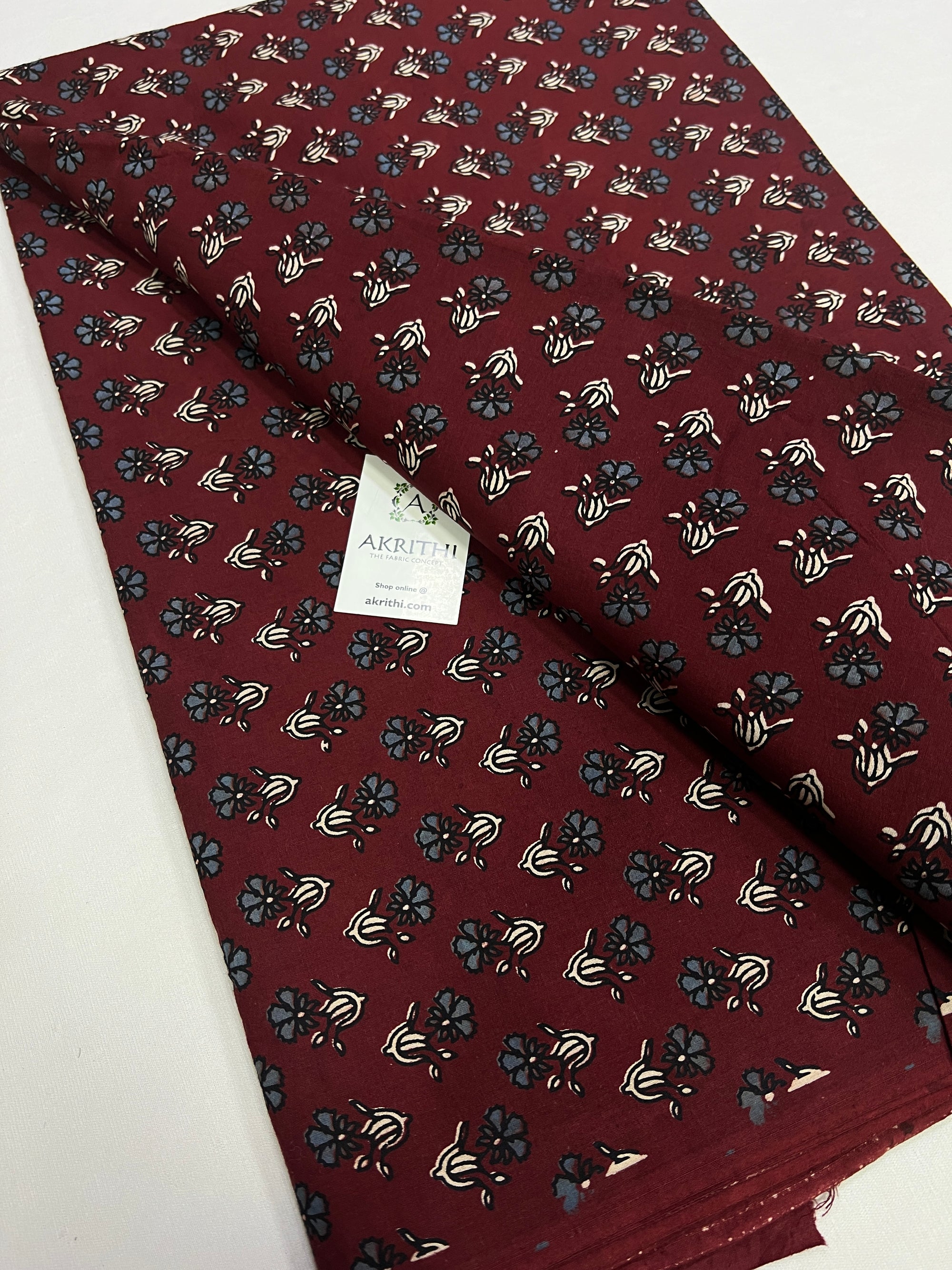 Printed pure cotton fabric