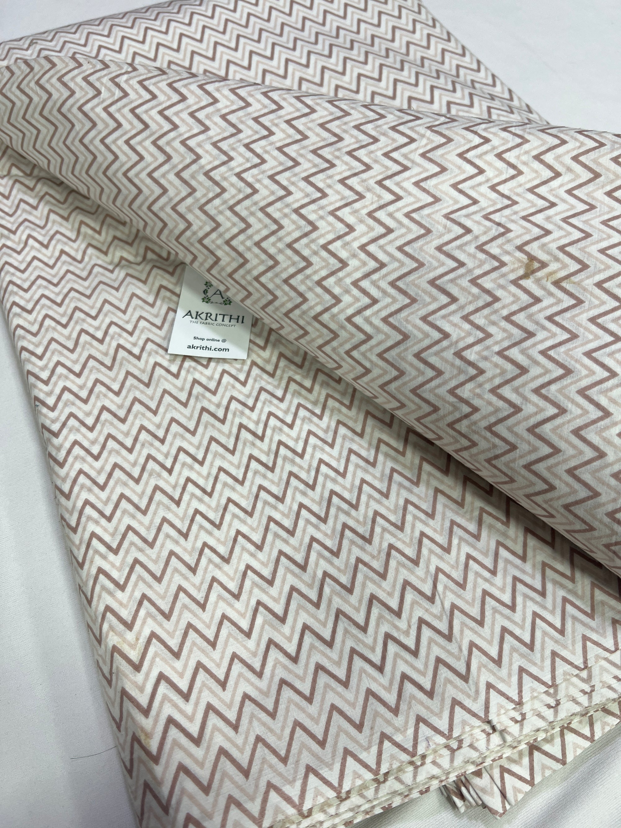 Printed pure cotton fabric