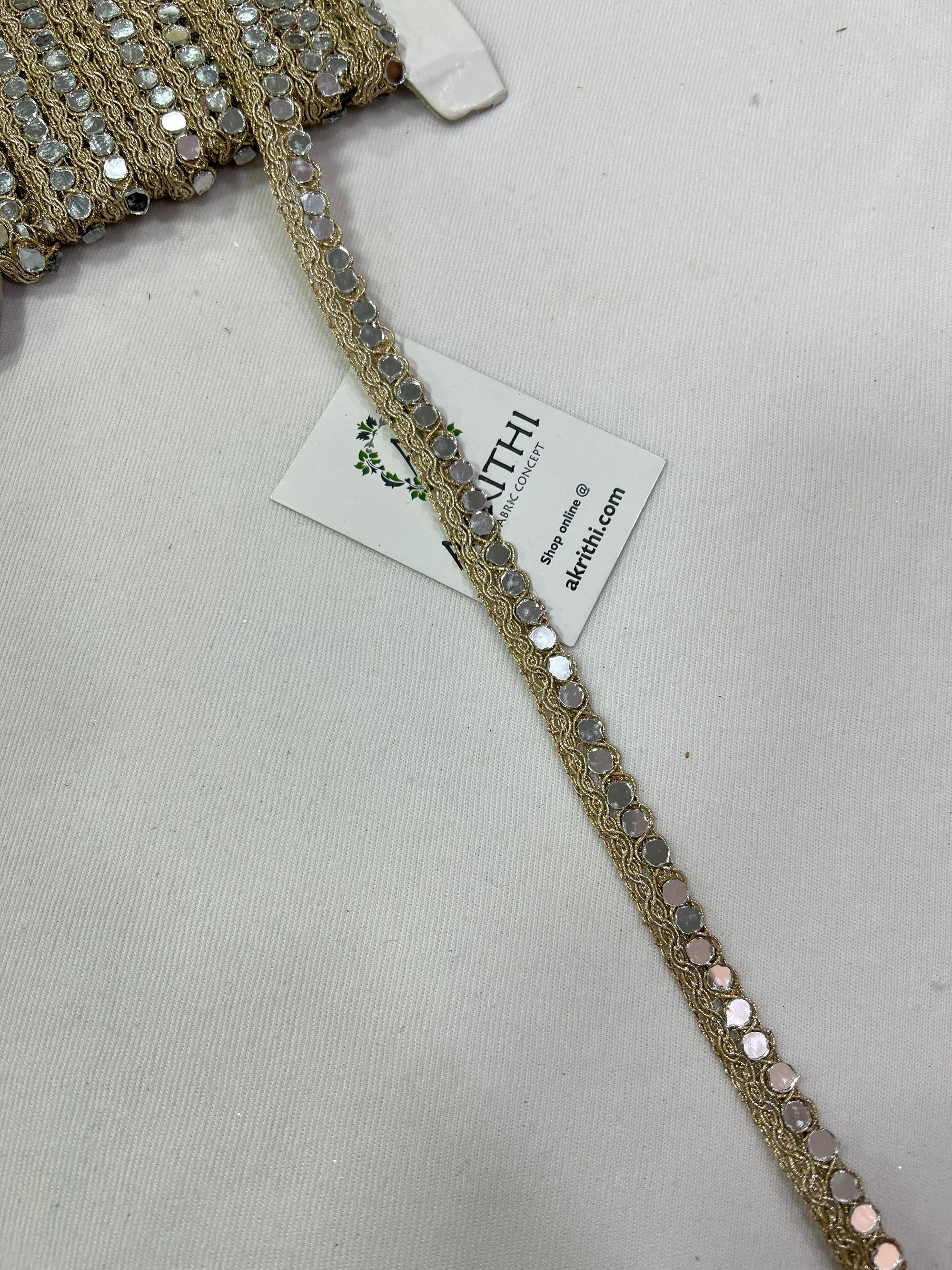 Embroidered lace 9 metres roll