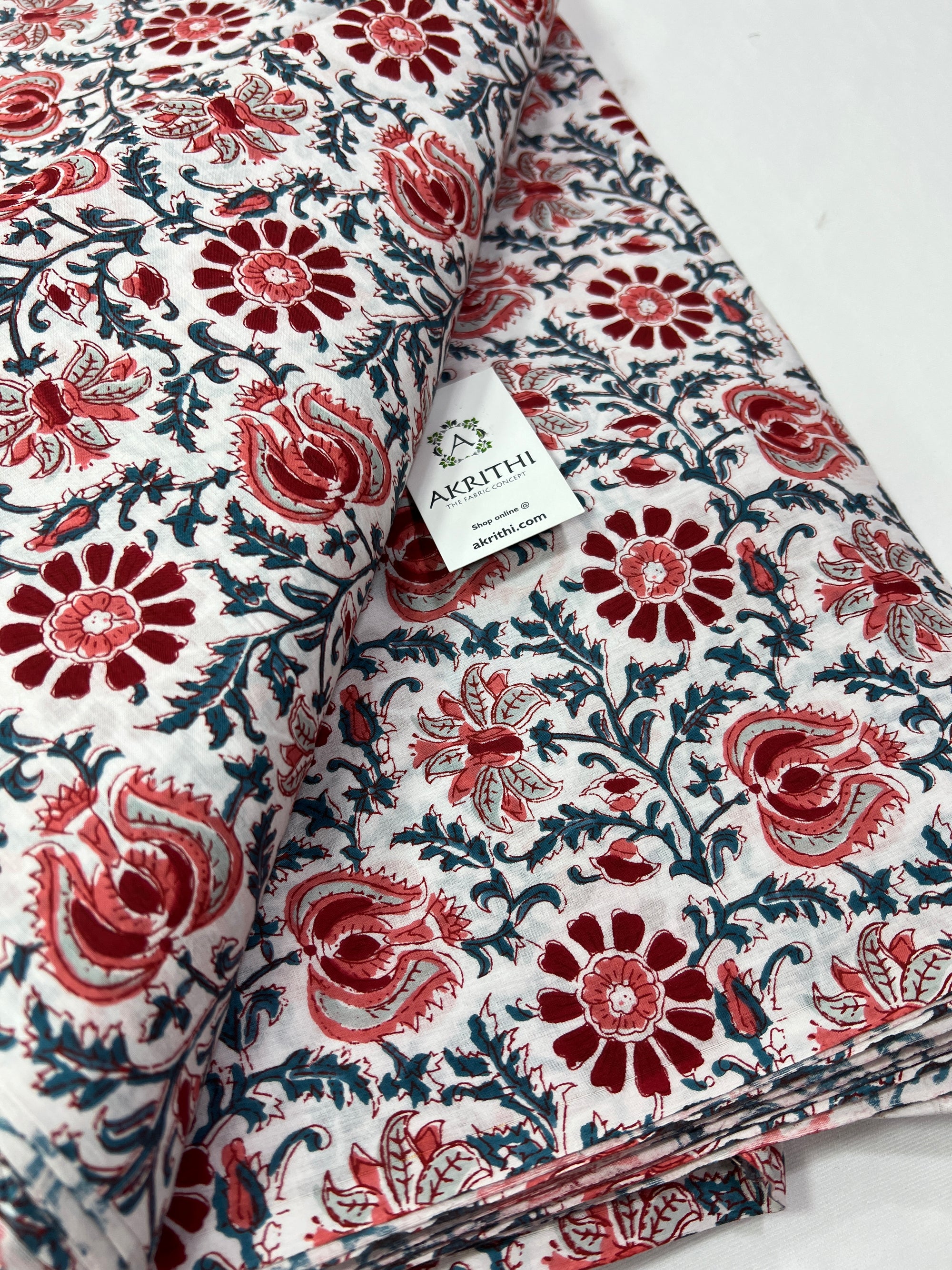 Printed pure cotton fabric