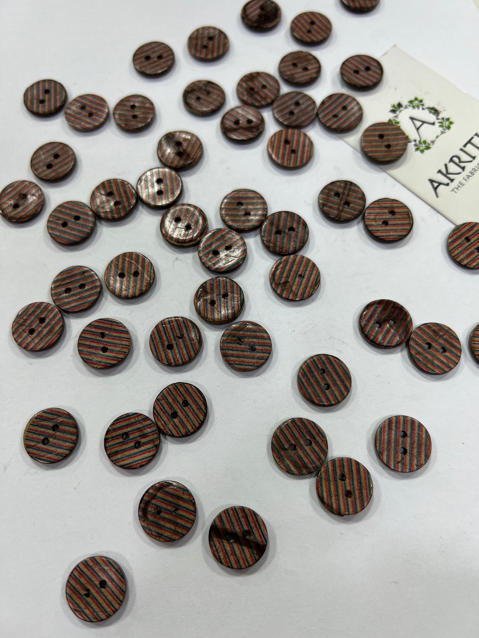 Button 10 piece